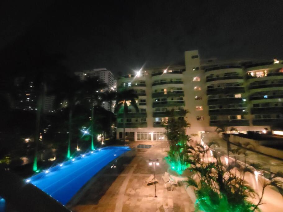 Suíte no coração da Barra