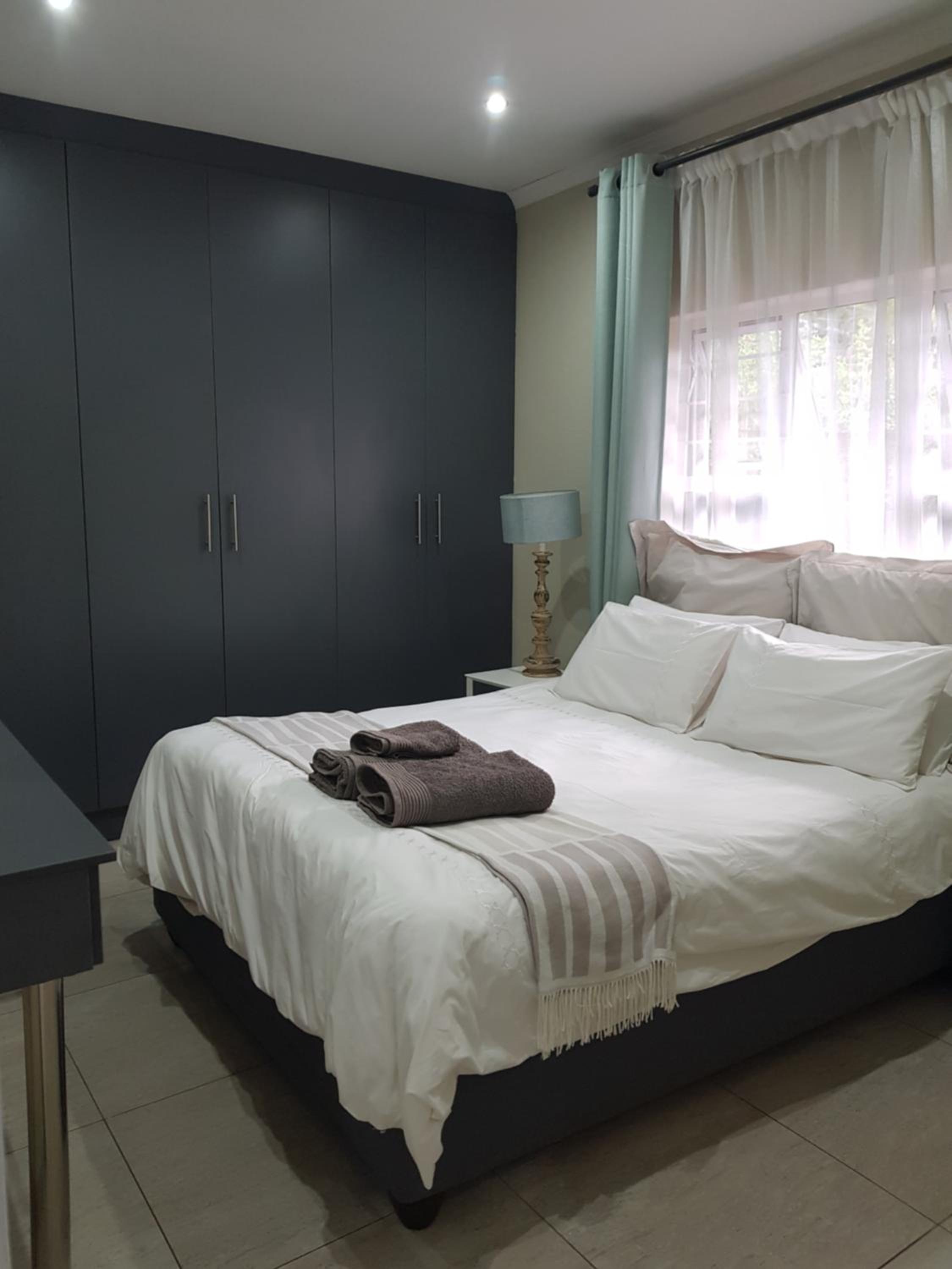 Eland Place 1 bedroom Garden cottage with Solar inverter