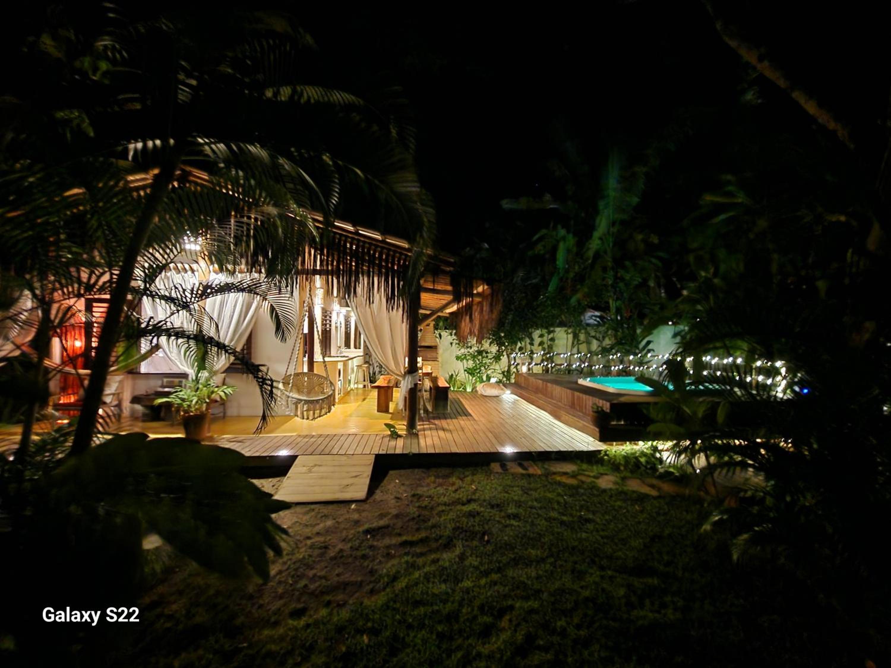 Mini Casa com Jacuzzi e Piscina