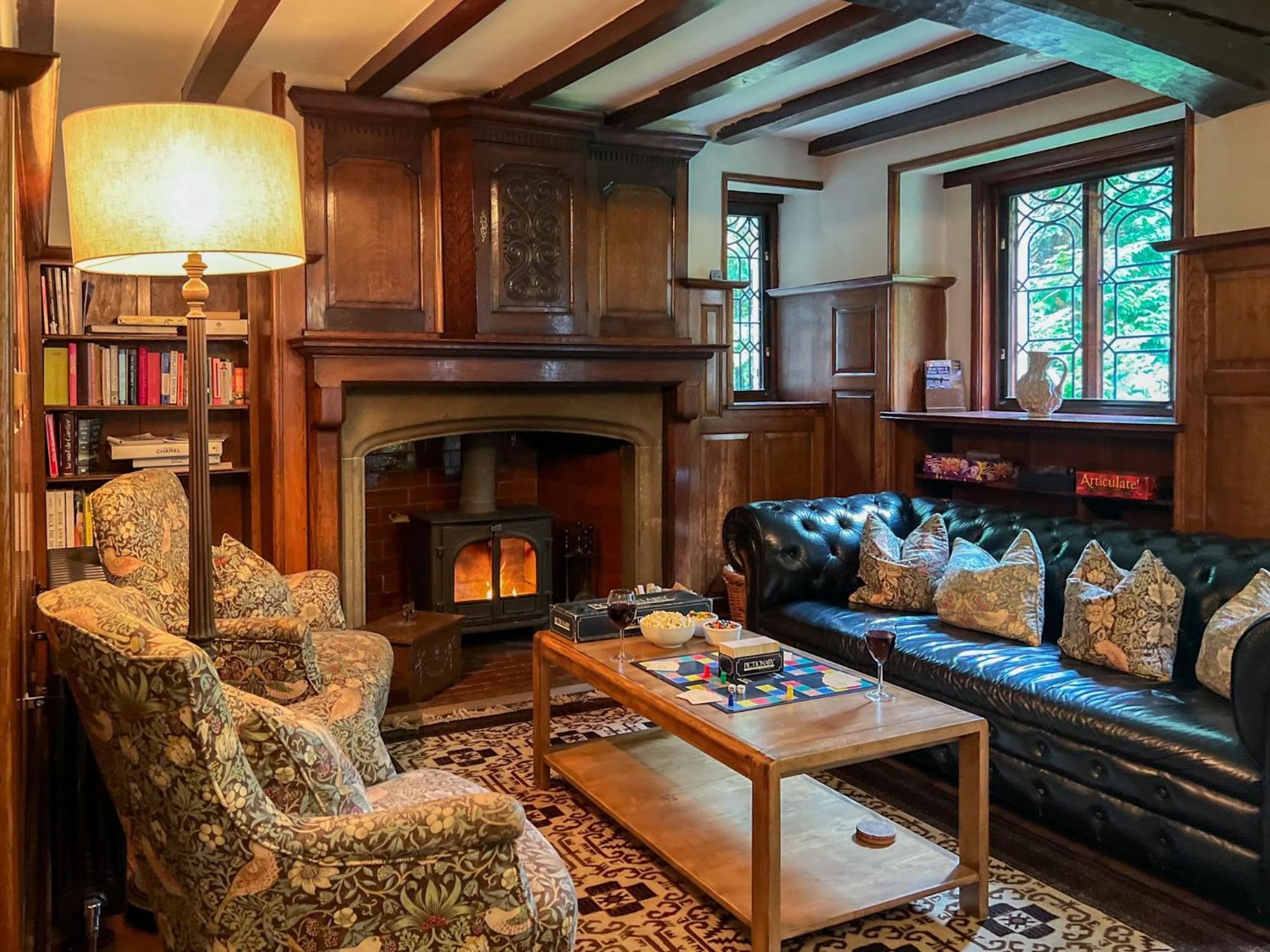 Daweswood, Patterdale, characterful with fairy tale garden and fell walks from the door
