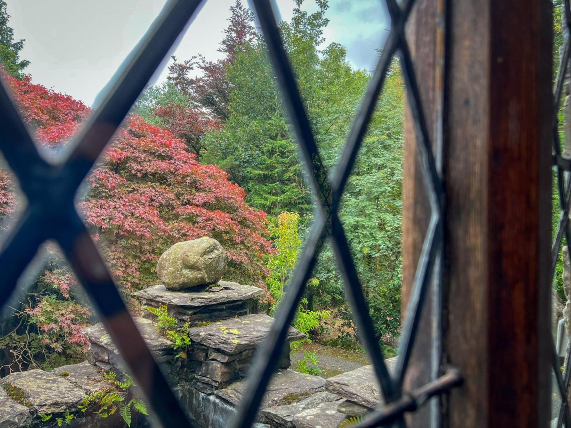 Daweswood, Patterdale, characterful with fairy tale garden and fell walks from the door