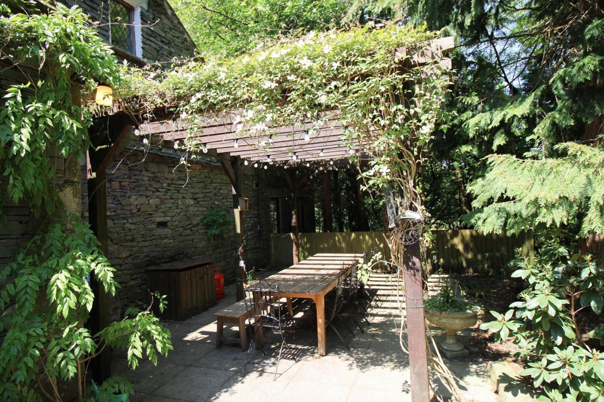 Daweswood, Patterdale, characterful with fairy tale garden and fell walks from the door