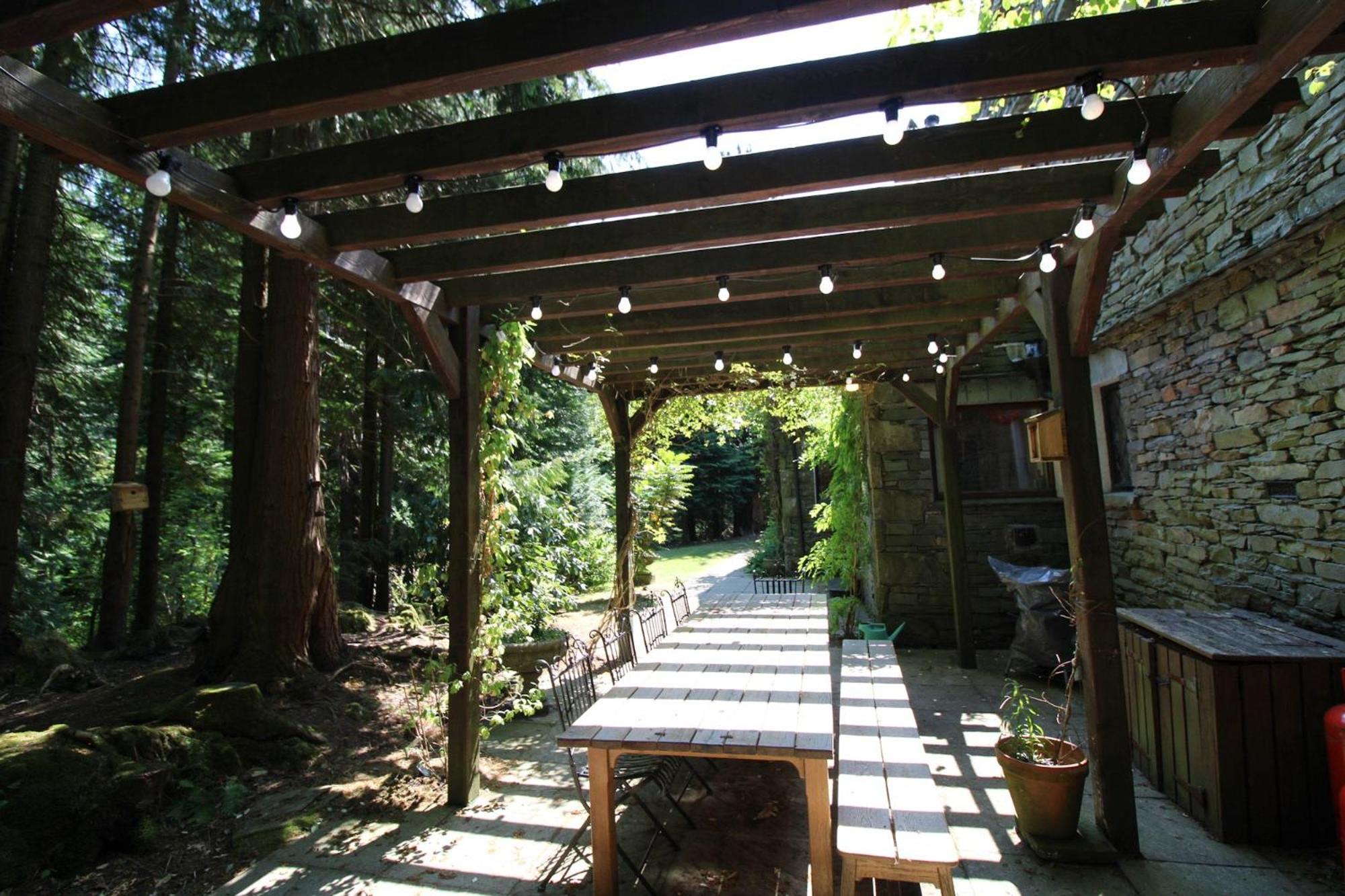 Daweswood, Patterdale, characterful with fairy tale garden and fell walks from the door