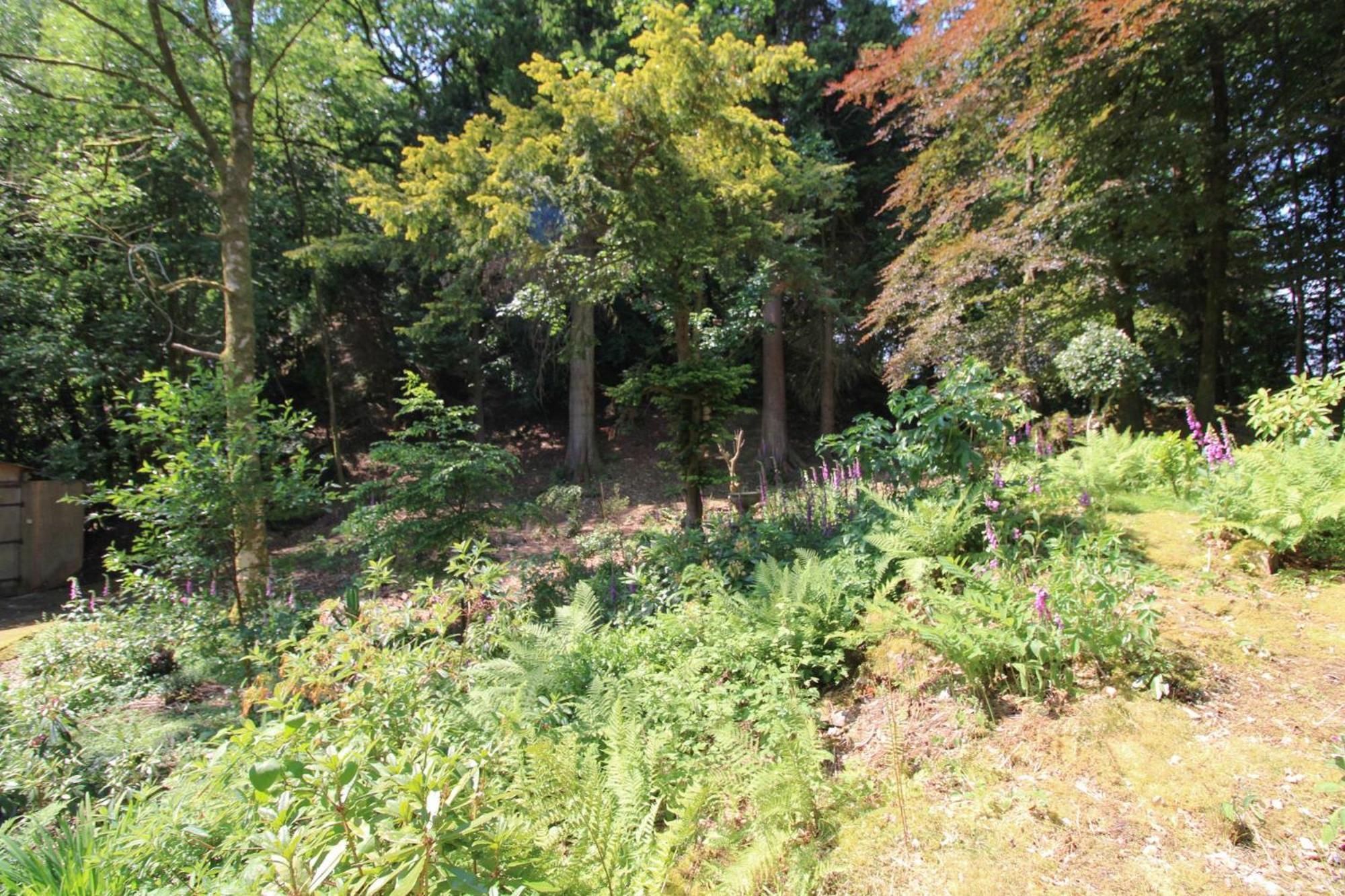 Daweswood, Patterdale, characterful with fairy tale garden and fell walks from the door