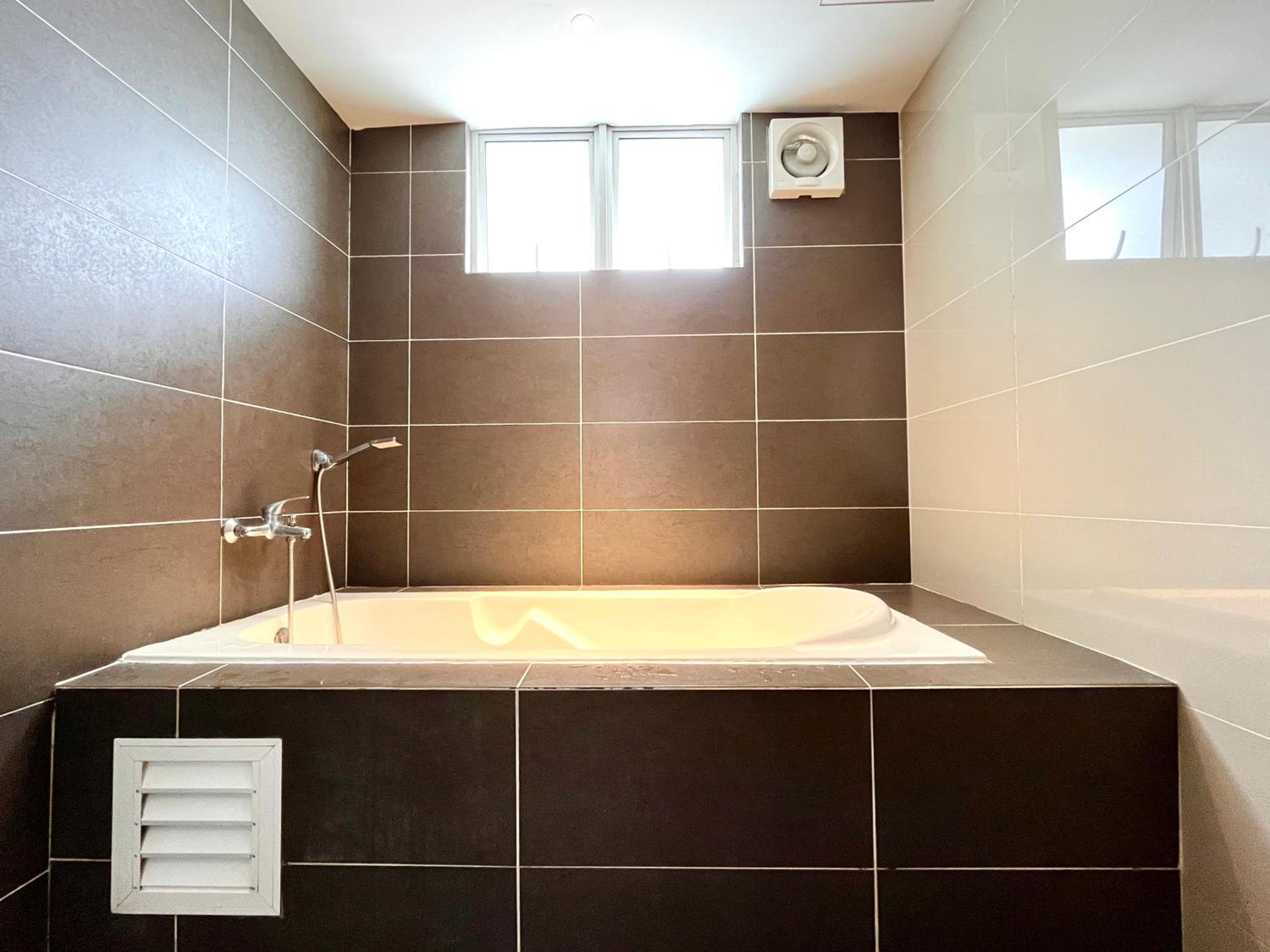 HillMark Suites