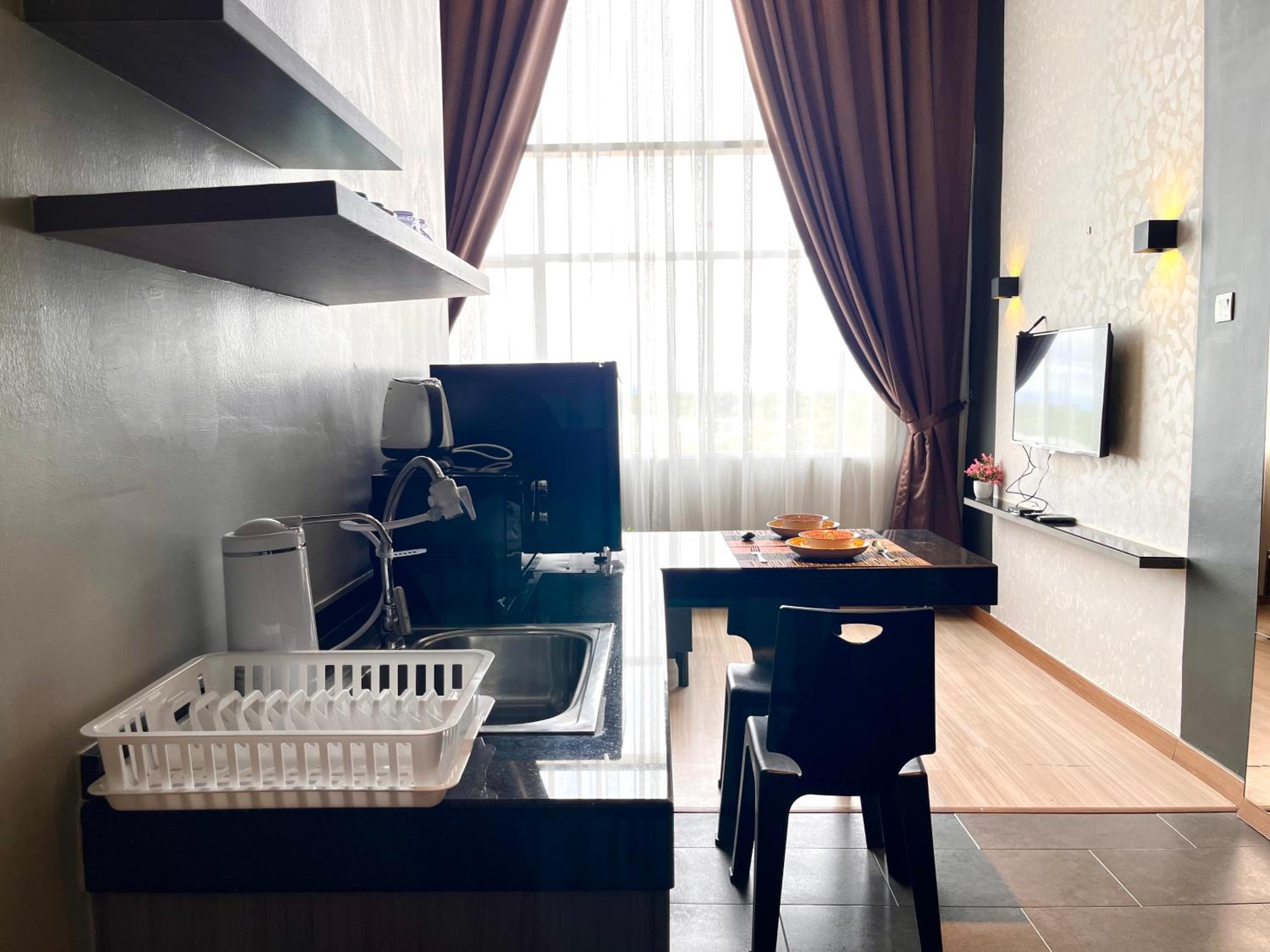 HillMark Suites