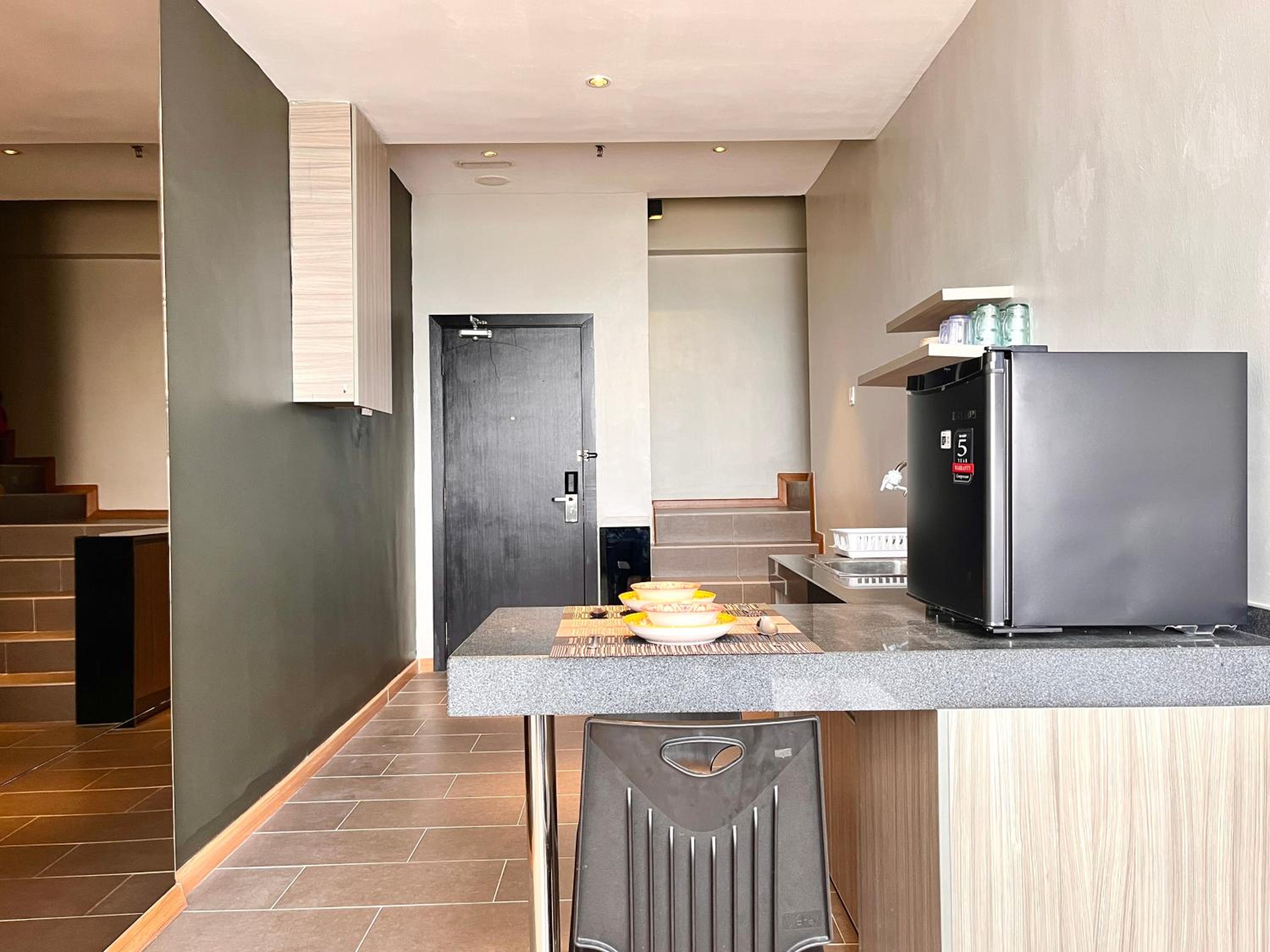 HillMark Suites