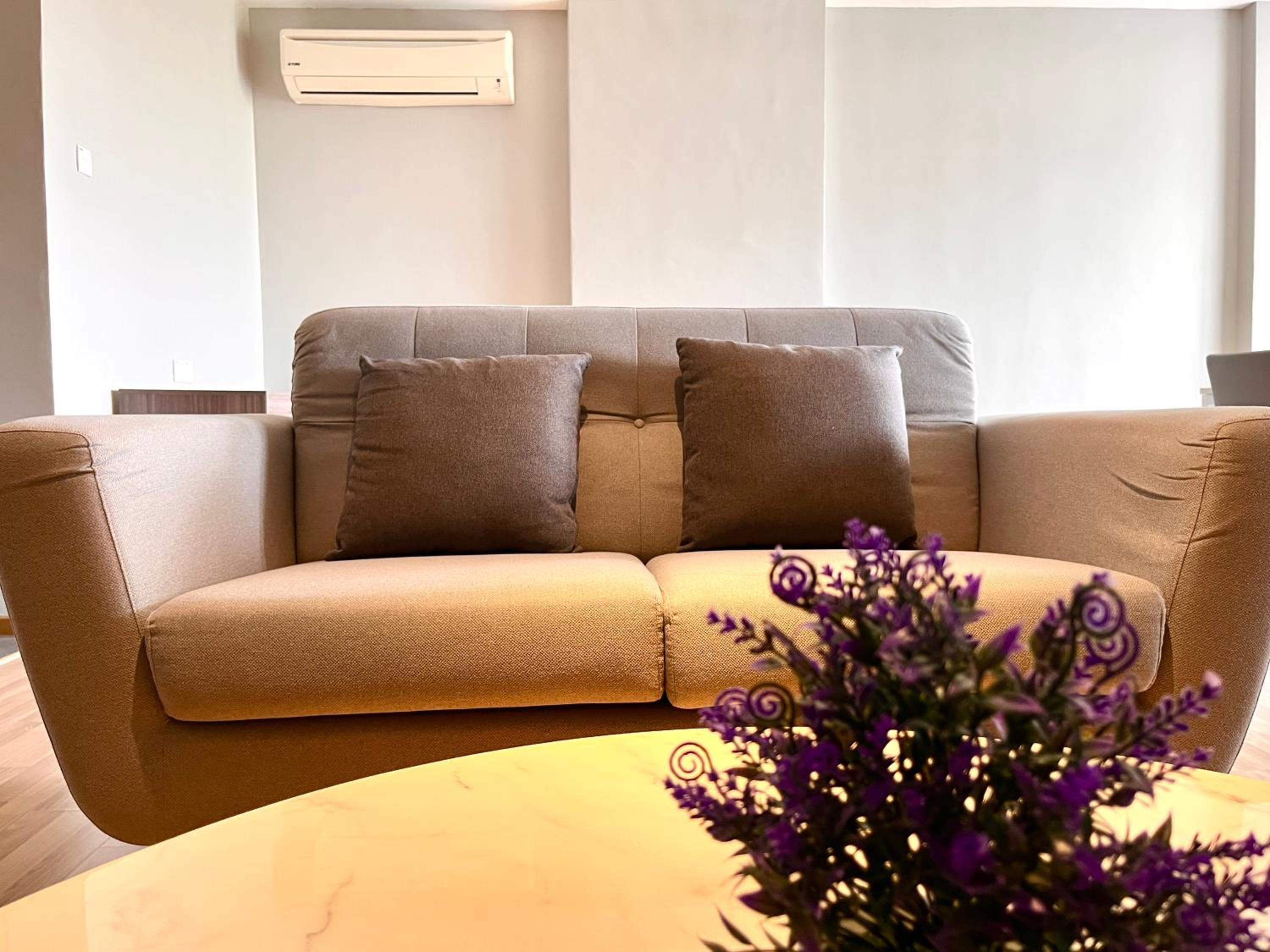HillMark Suites