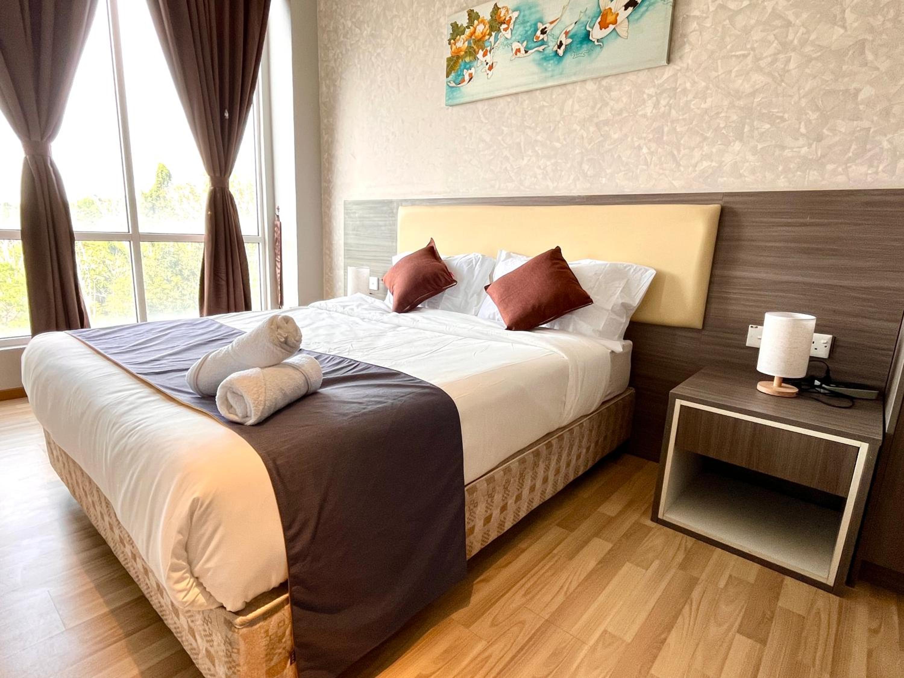 HillMark Suites