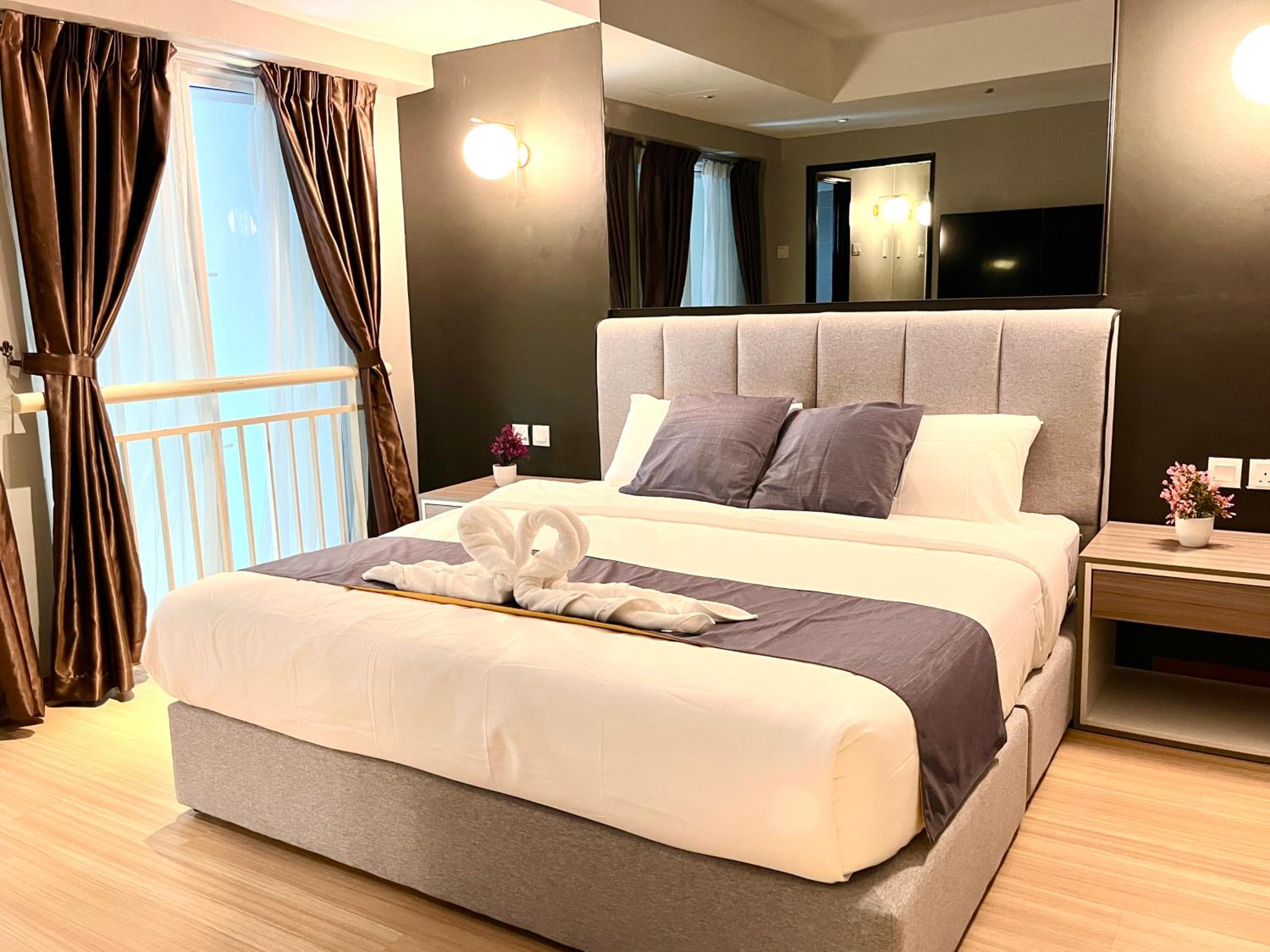 HillMark Suites