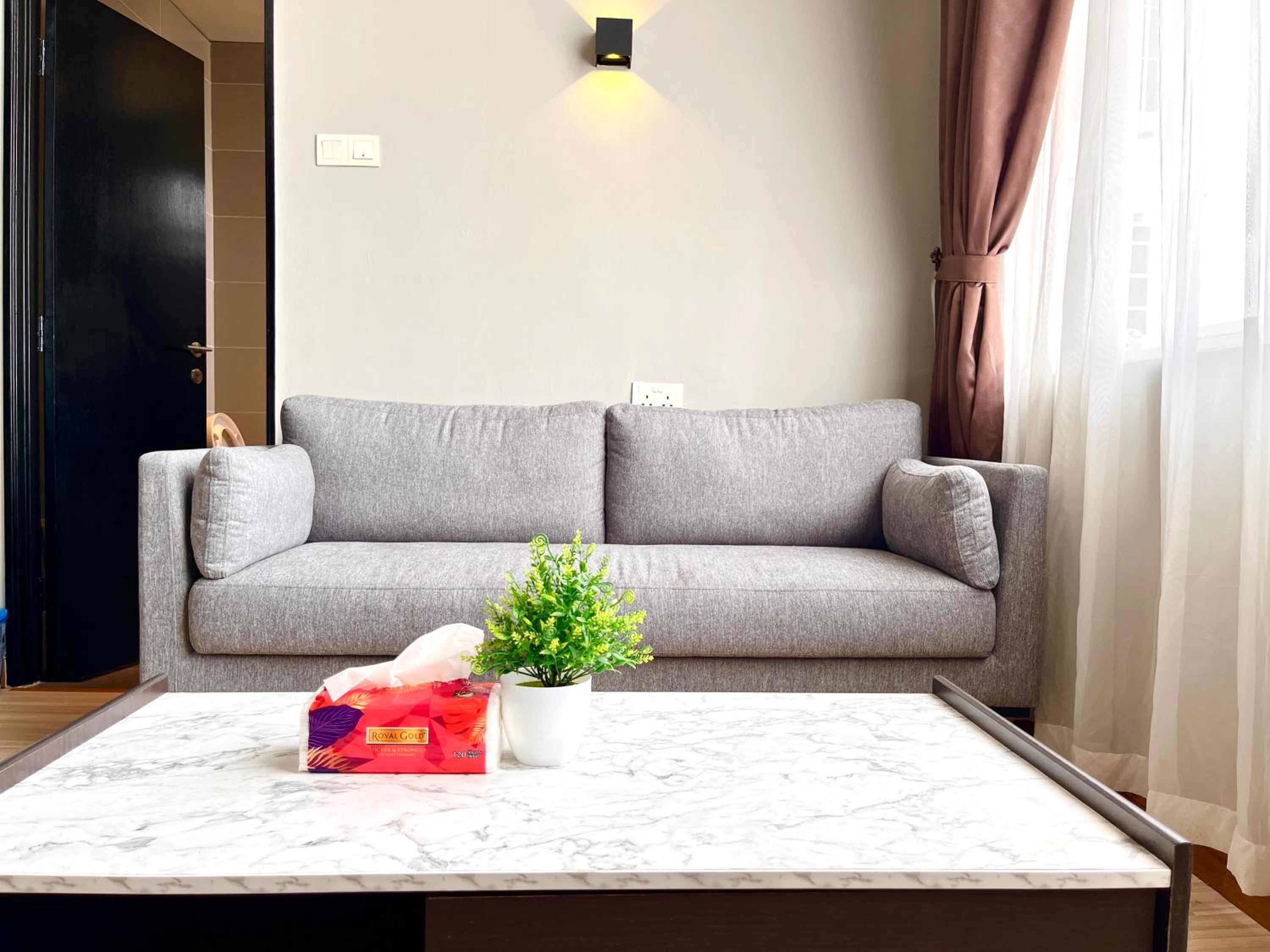 HillMark Suites