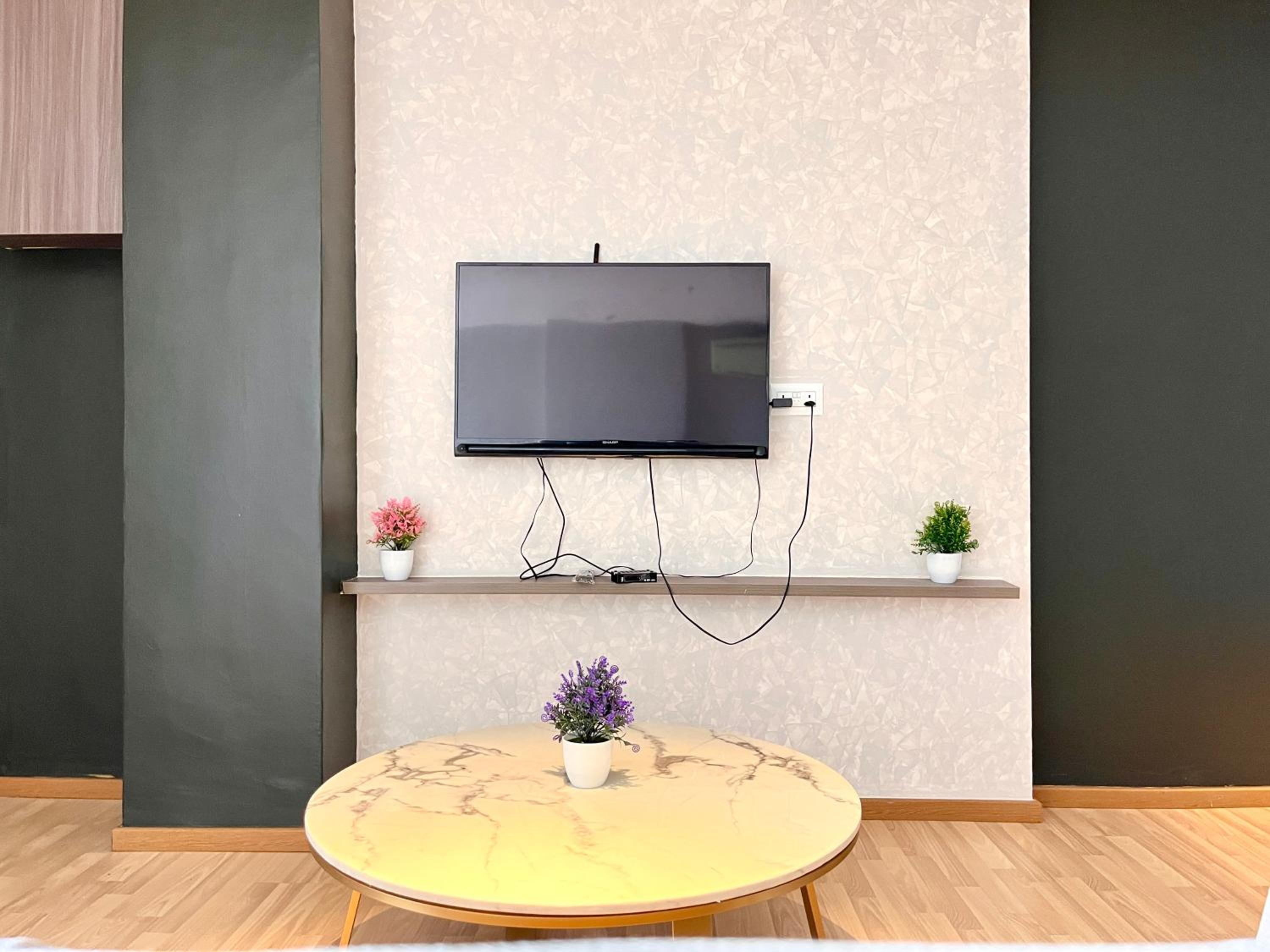 HillMark Suites
