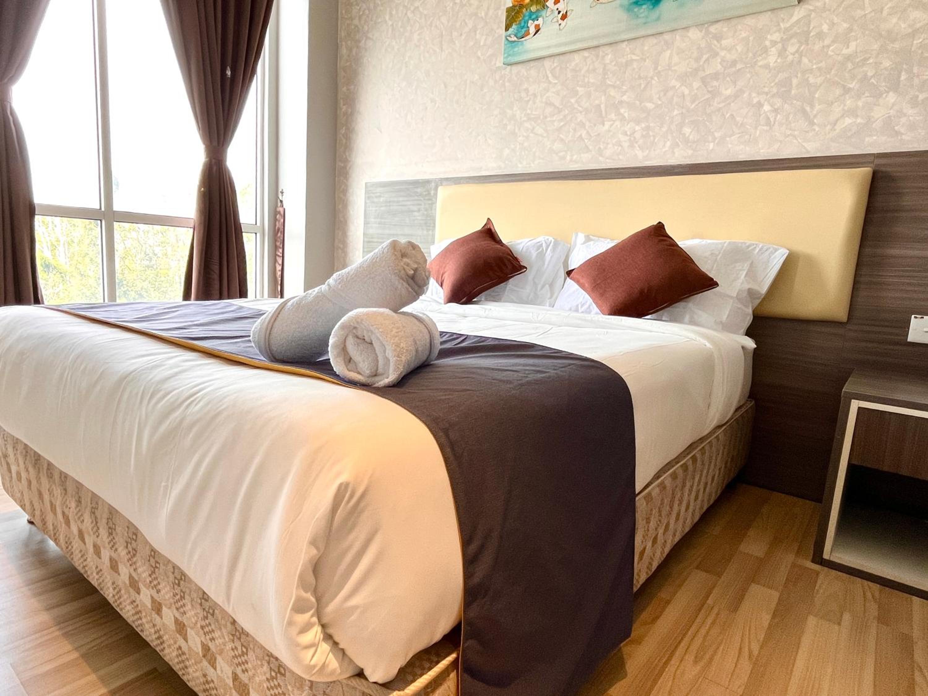 HillMark Suites