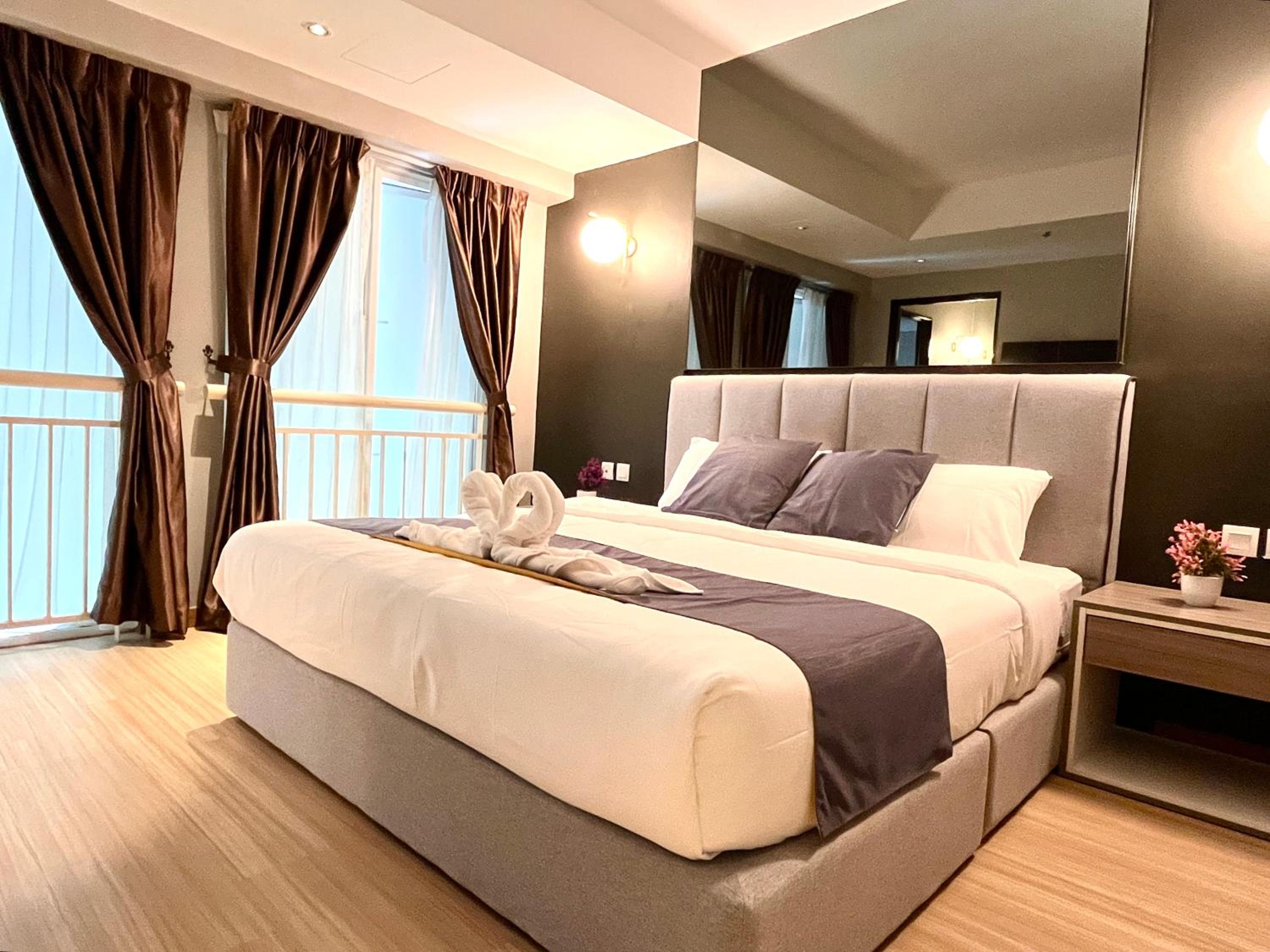 HillMark Suites