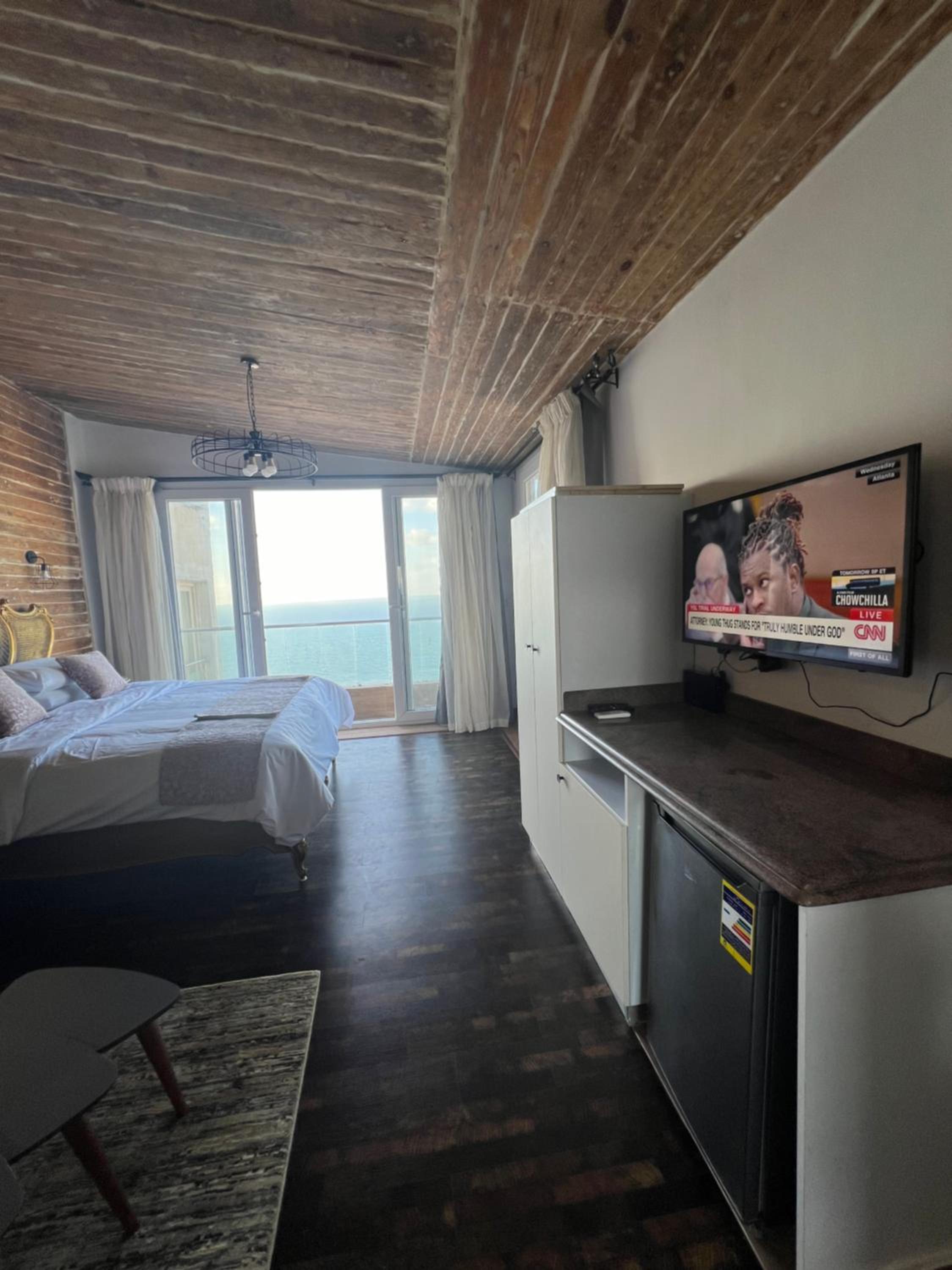 Sea View Cabin