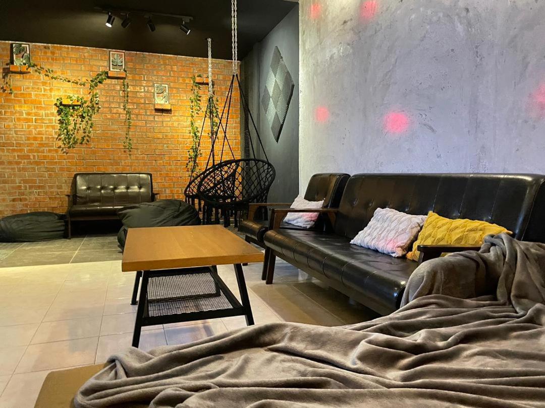 56 Glory 3min to beach private swimming pool Steamboat photo 2