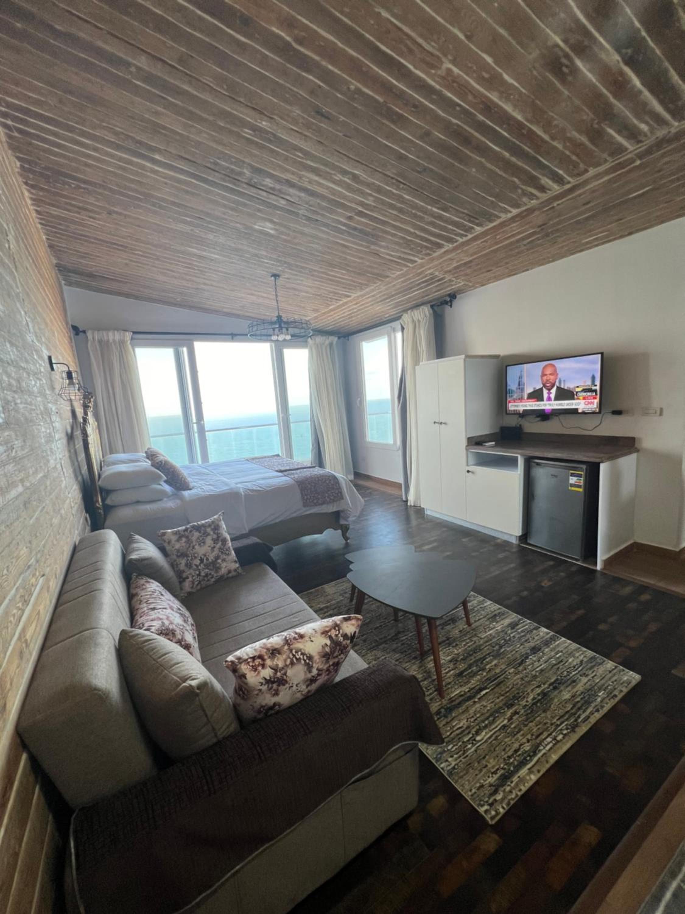 Sea View Cabin