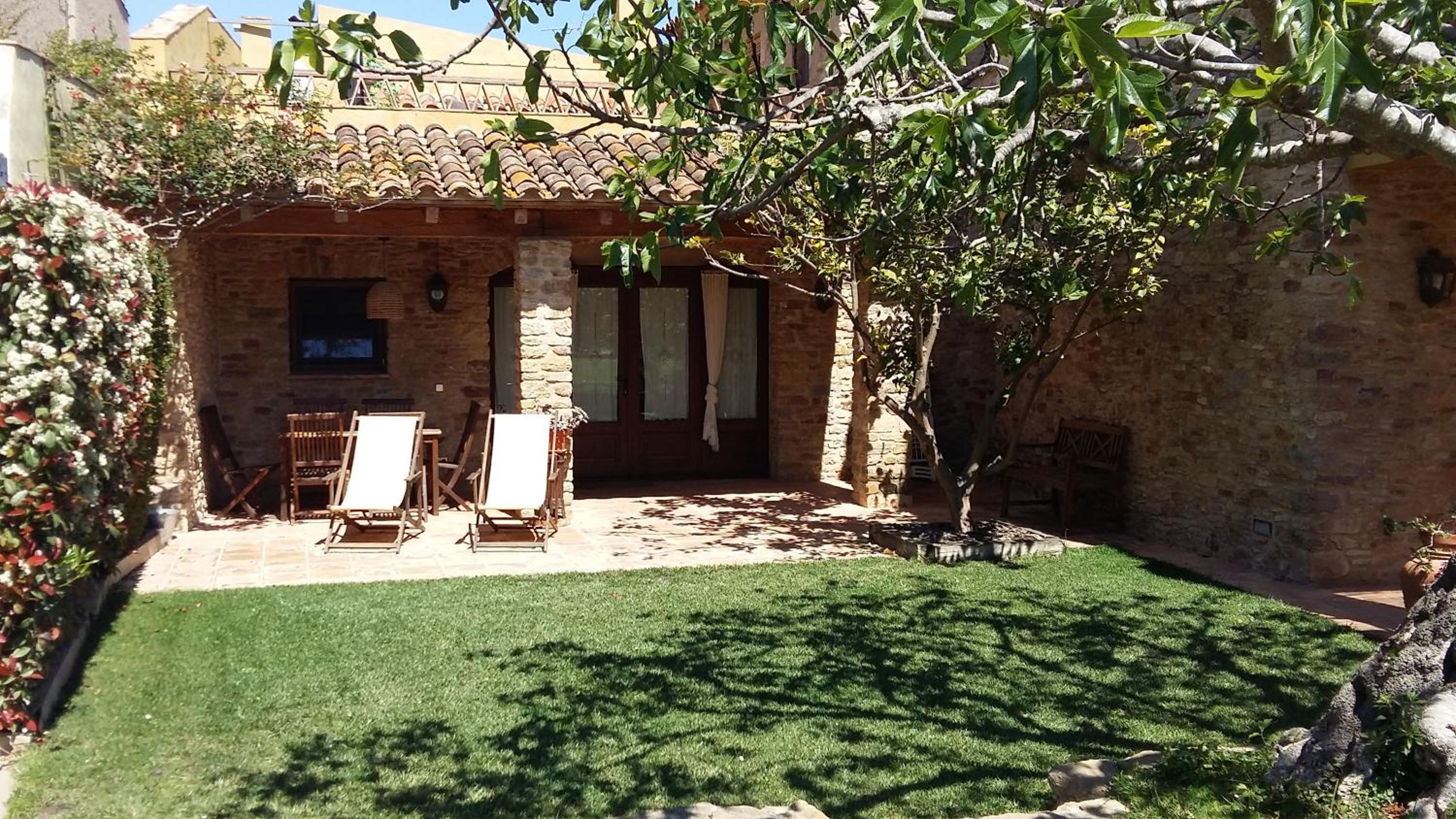 Casa Rural Can Ginesta view 4