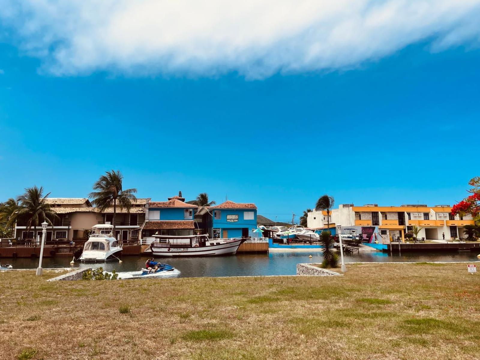 Apartamento Resort Cabo Frio - Rua dos Biquinis