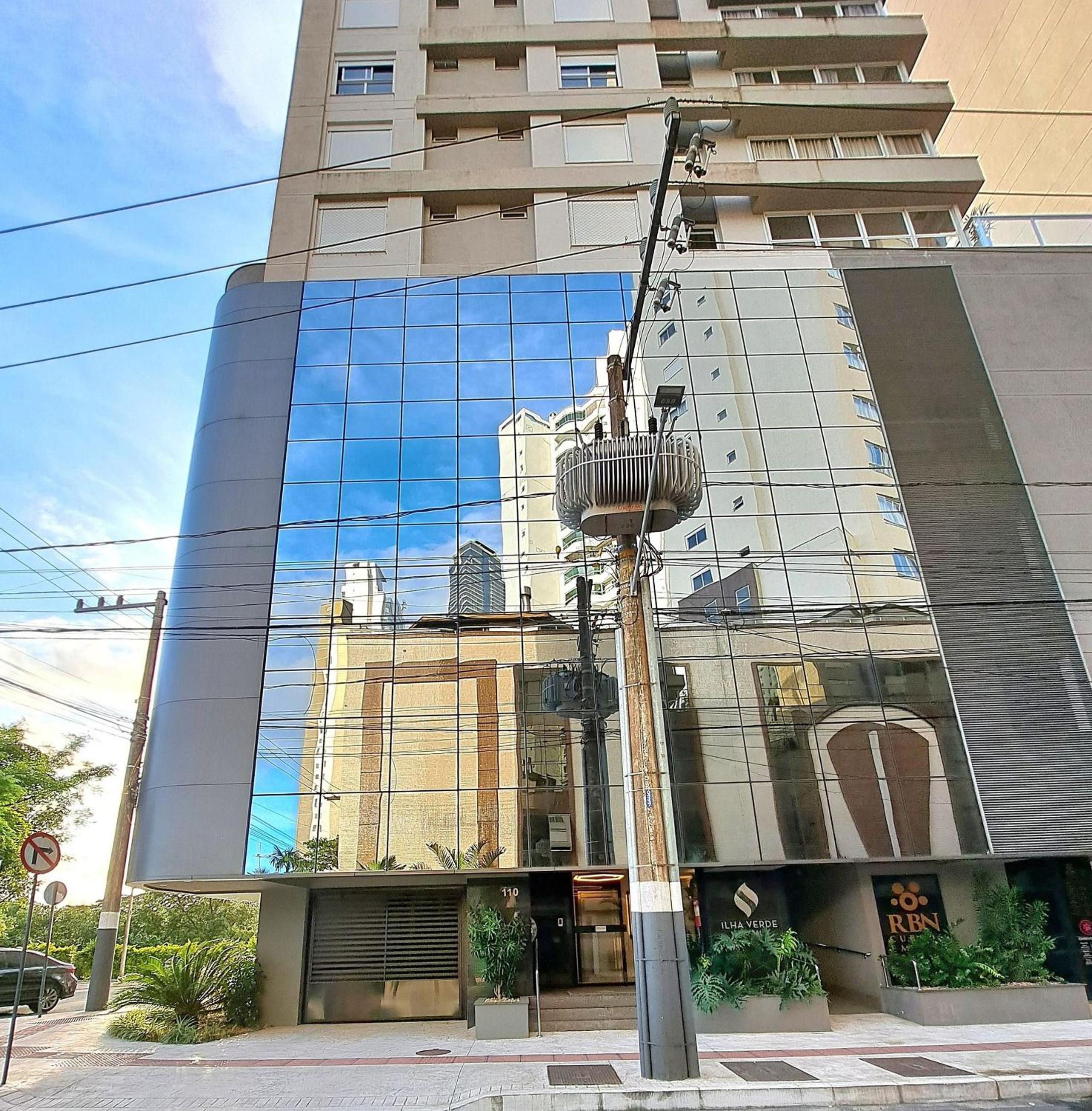 Encantador! 3 Suítes, Vista, Finamente Mobiliado