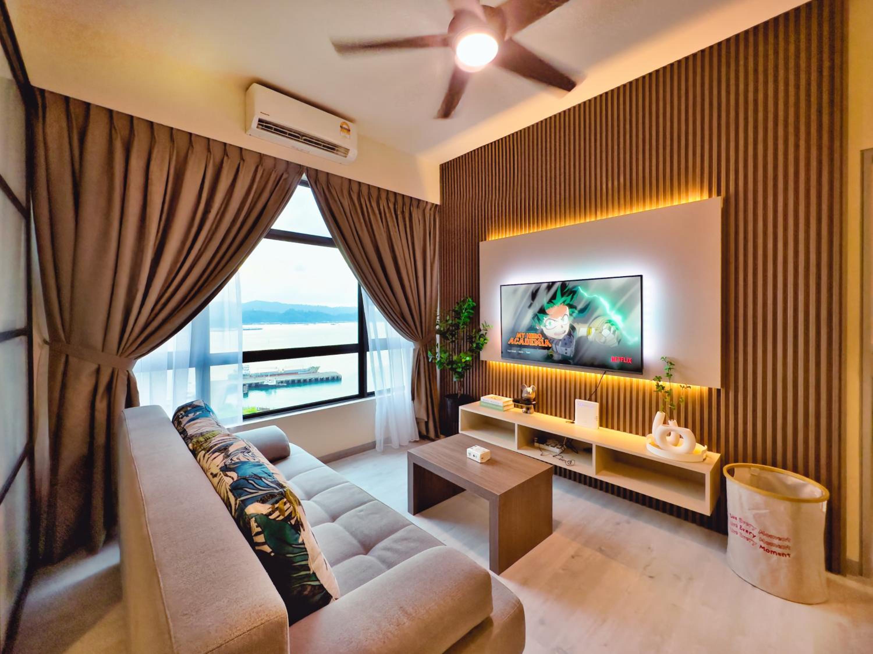 #9 Jesselton Quay City Pads Seaview by Zeluxo photo 3