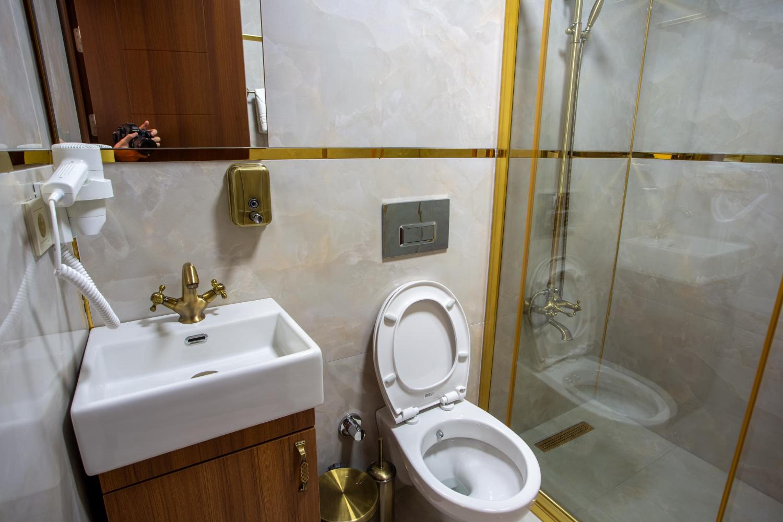 Sayina Hotel - Image 31