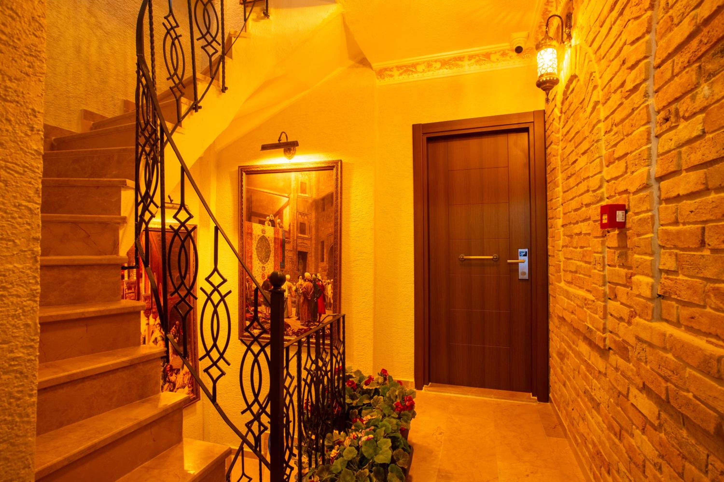 Sayina Hotel - Image 34