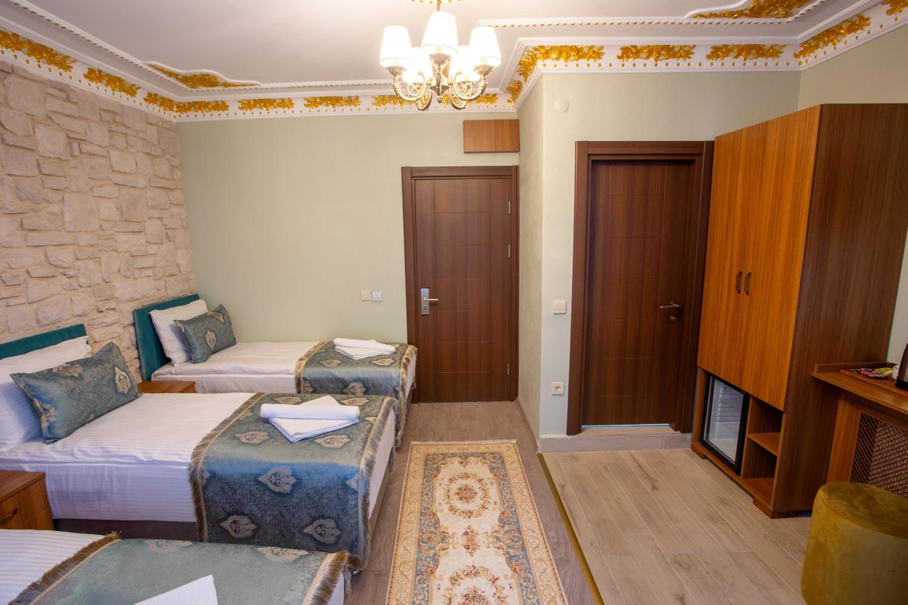 Sayina Hotel - Image 24