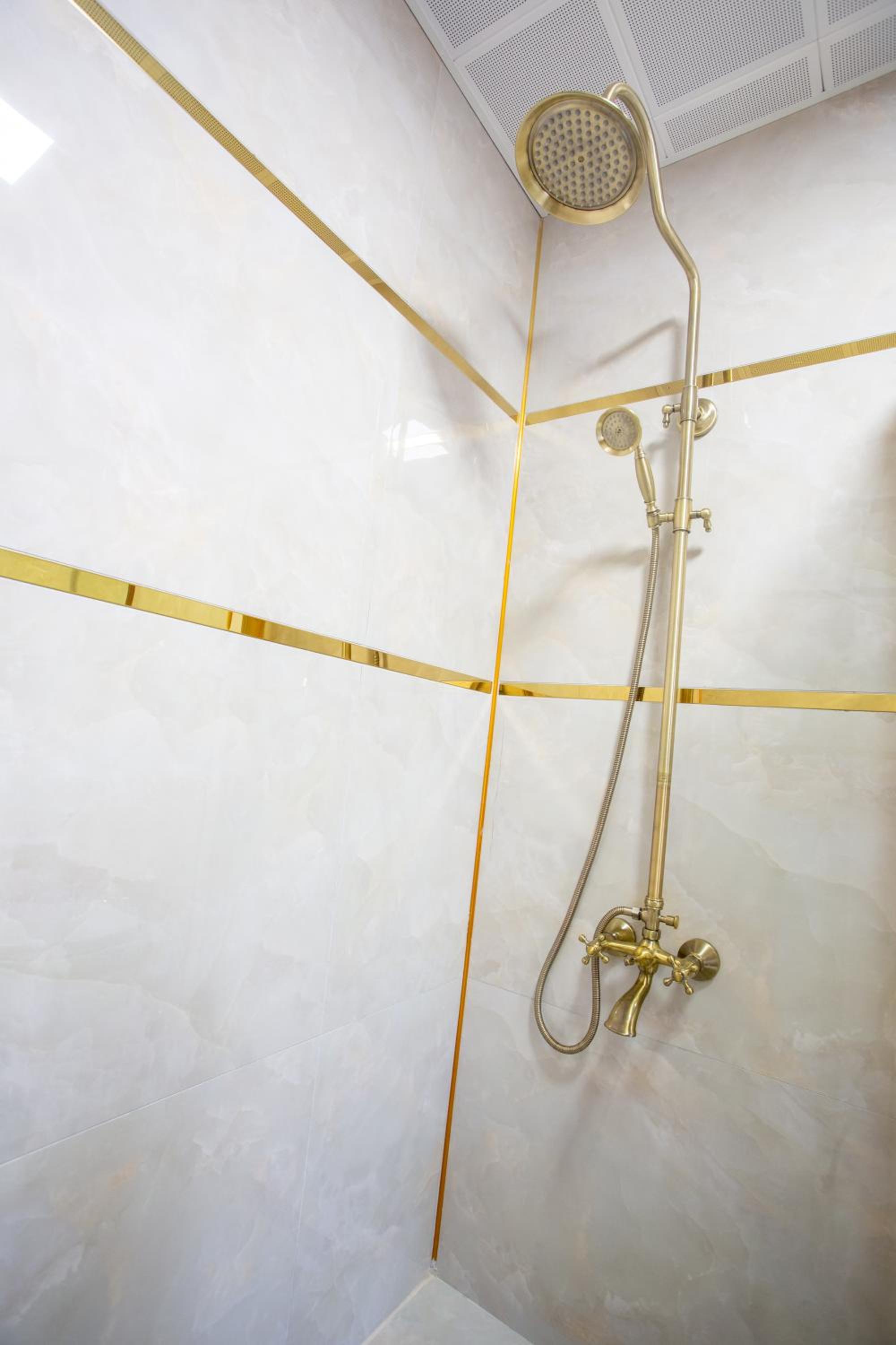 Sayina Hotel - Image 6