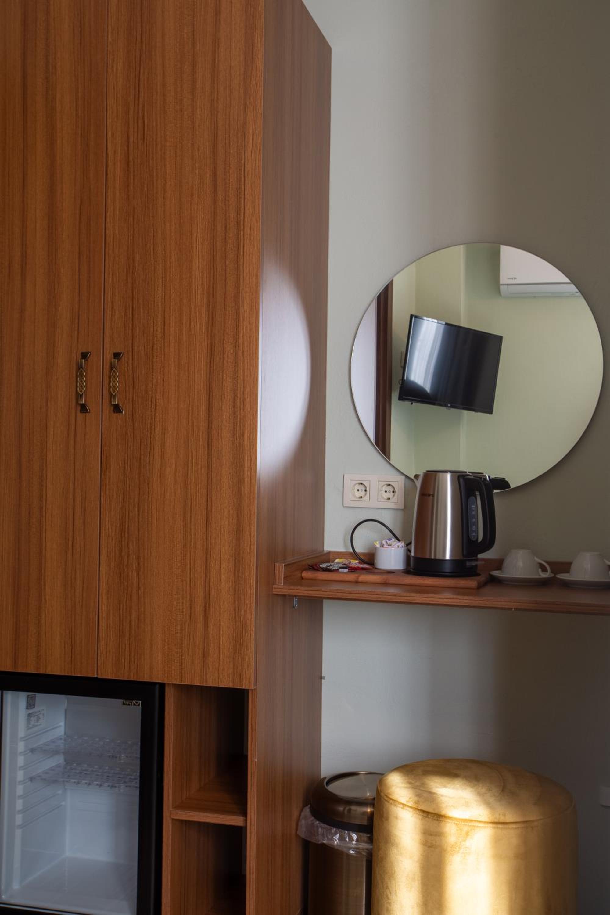 Sayina Hotel - Image 9