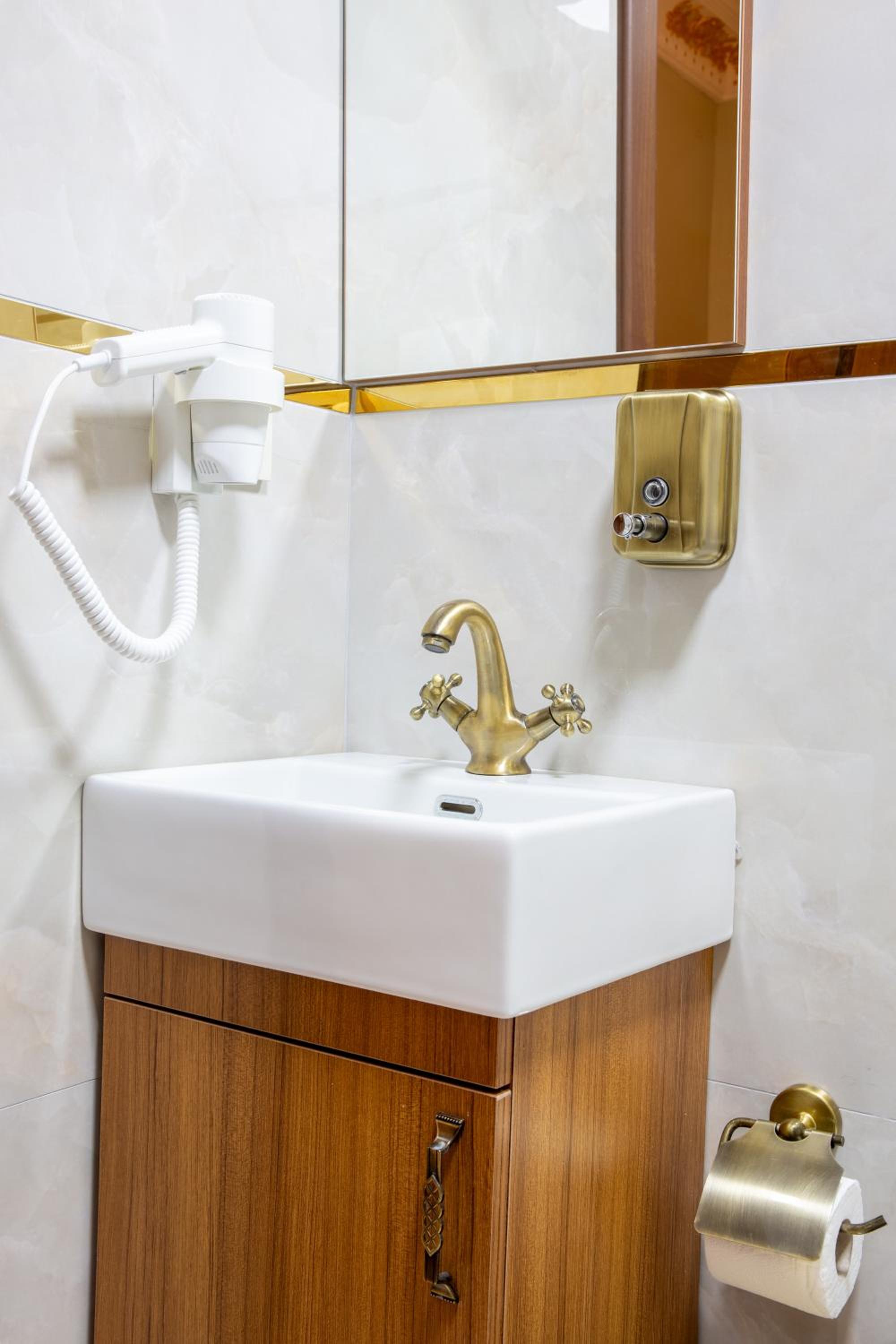 Sayina Hotel - Image 81