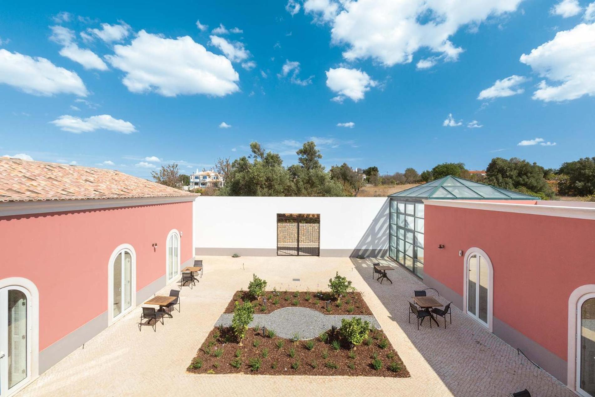 Villa Ataboeira