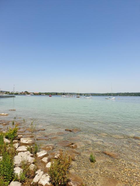 Central Starnberg and surrounded by nature