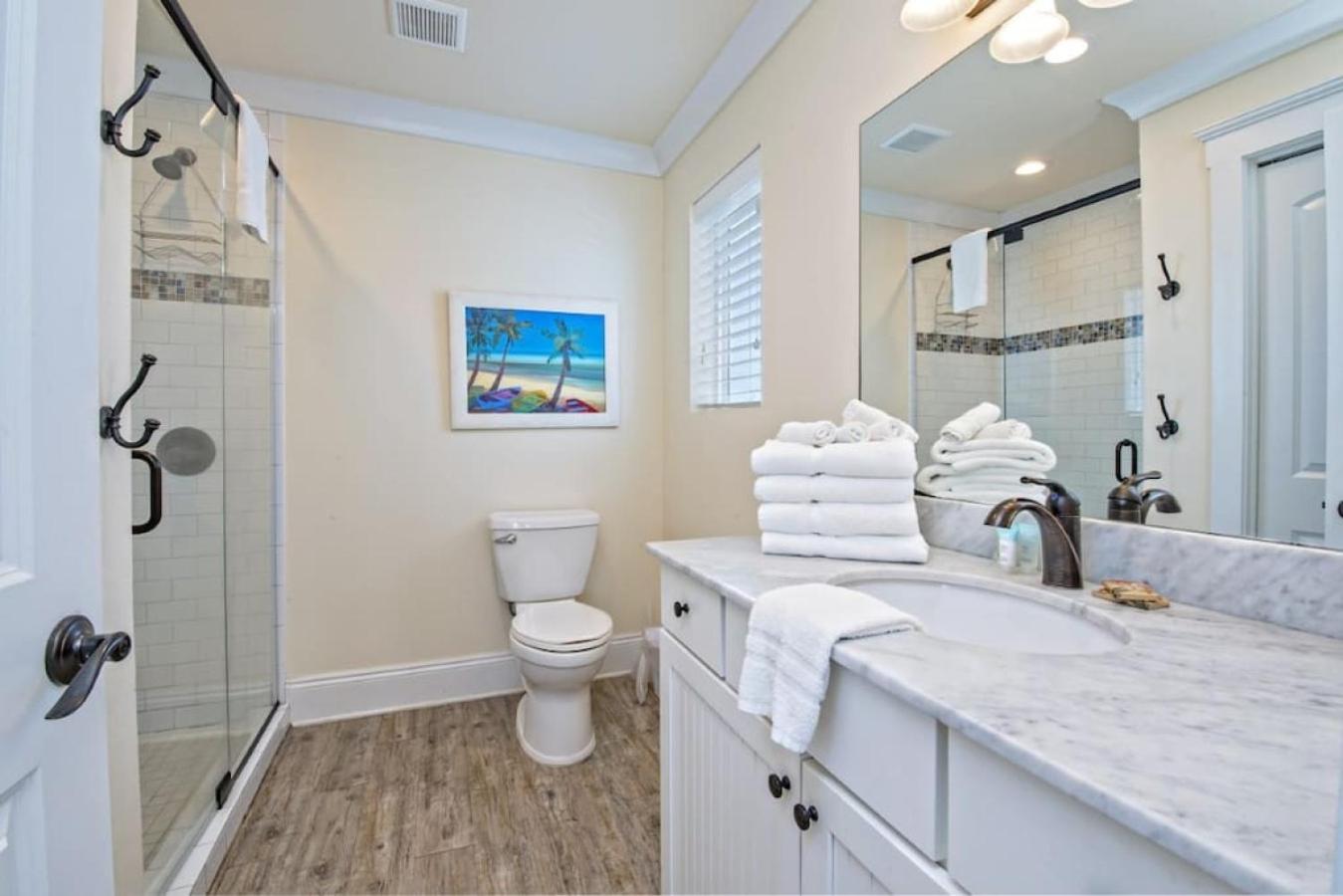 BeachFront 5Bed EasyBreezy East