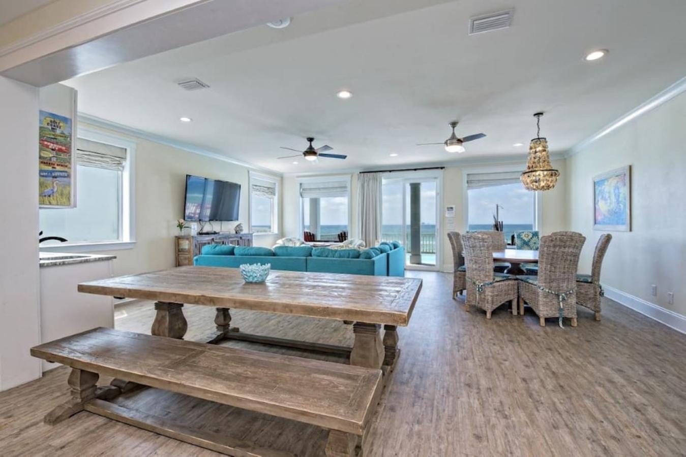BeachFront 5Bed EasyBreezy East