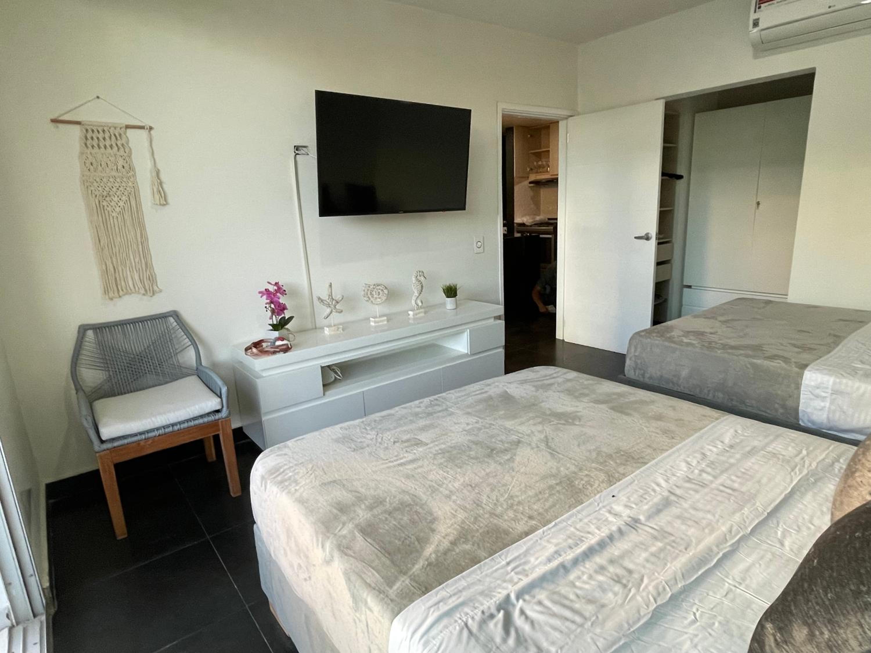 Relaxed Apto On The Beach - Terrace-1 BR-1BATH