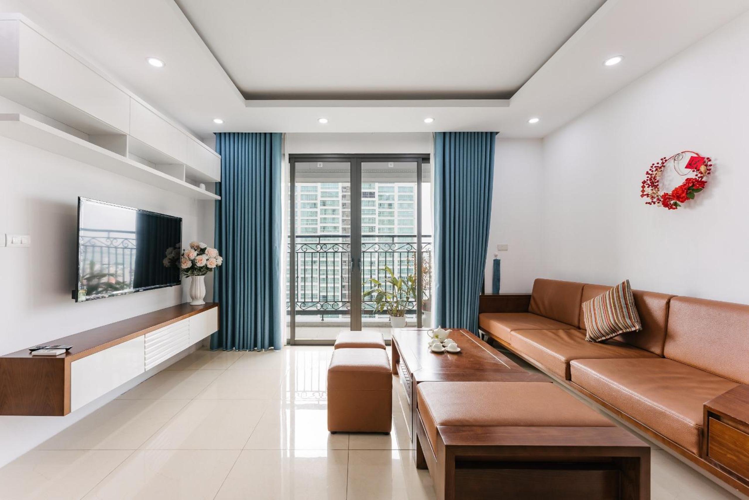 Hanoi Westlake Homestay in D'Le Roi Soleil Building