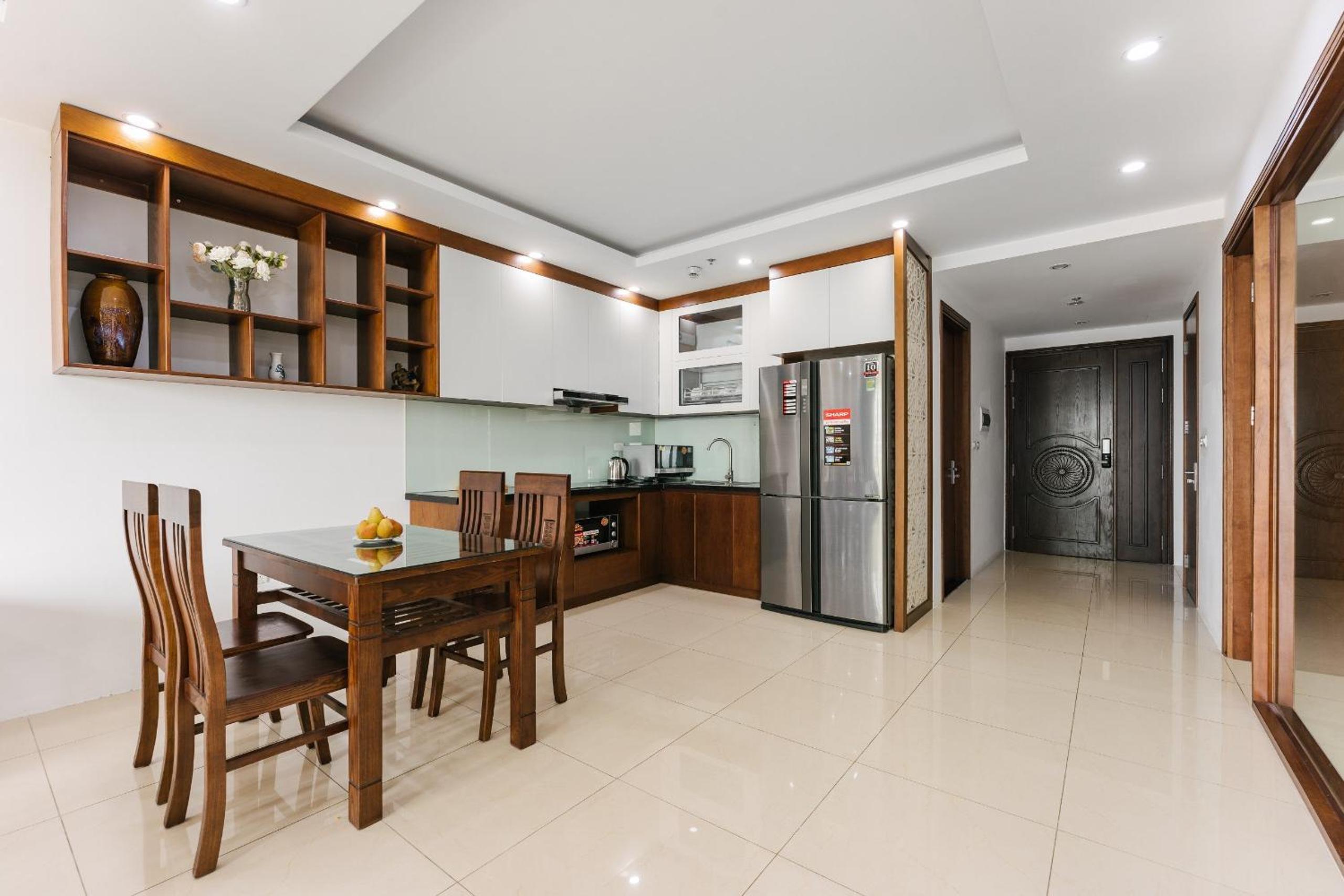 Hanoi Westlake Homestay in D'Le Roi Soleil Building