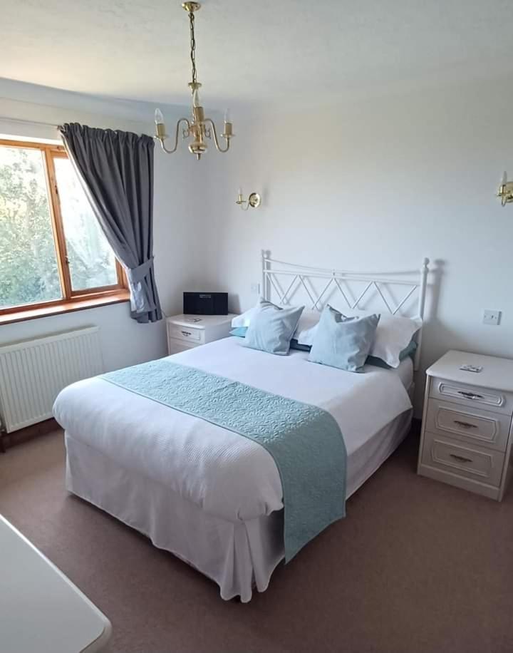Woodpeckers Cottage B&B view 5