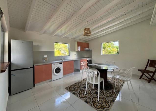 Spacieux haut de villa avec terrasse et jardin view 5
