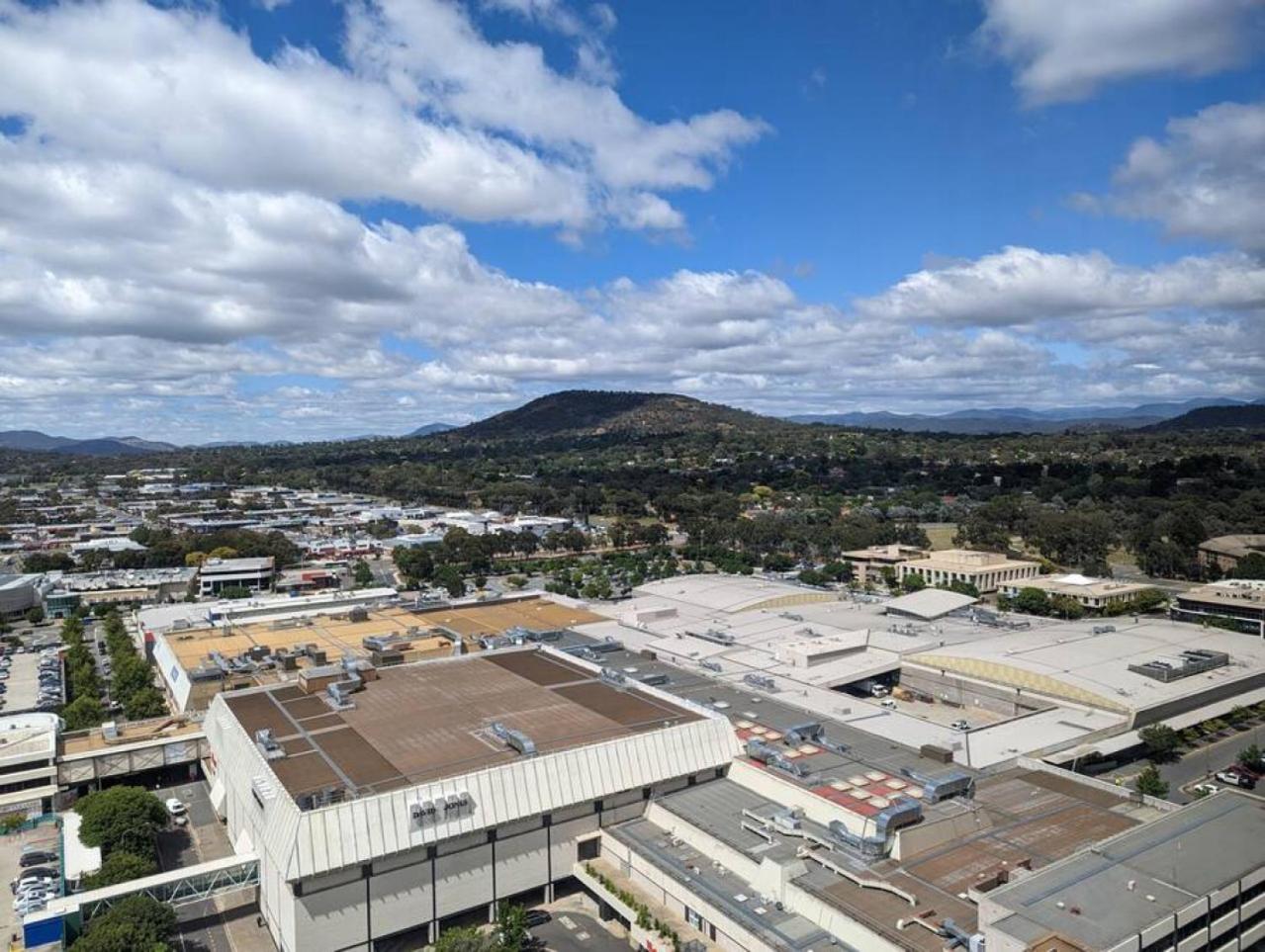 Stunning Views on the 21st Floor at Woden