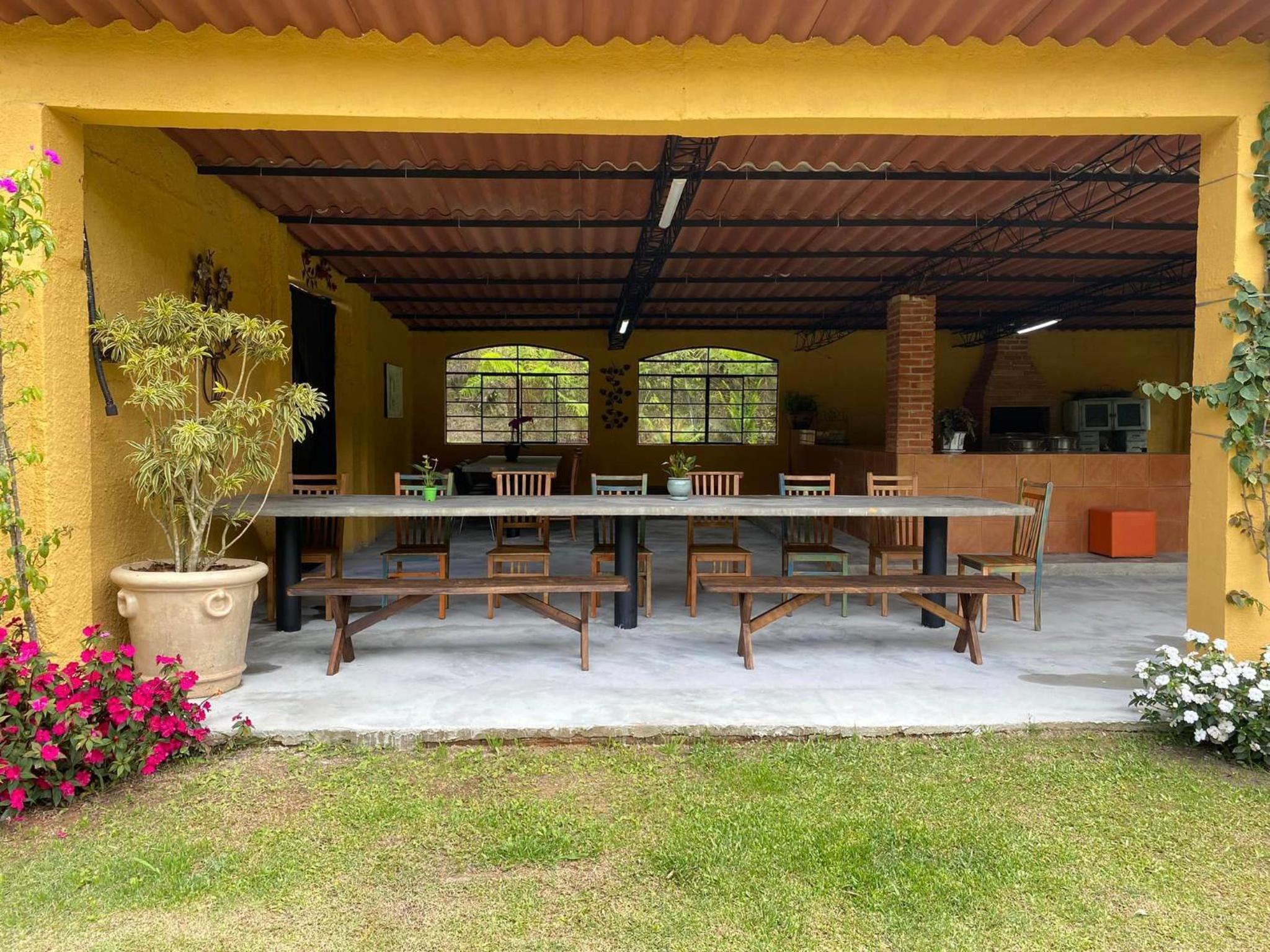 Charmosa Fazendinha Familiar (Fazenda Paraíso)