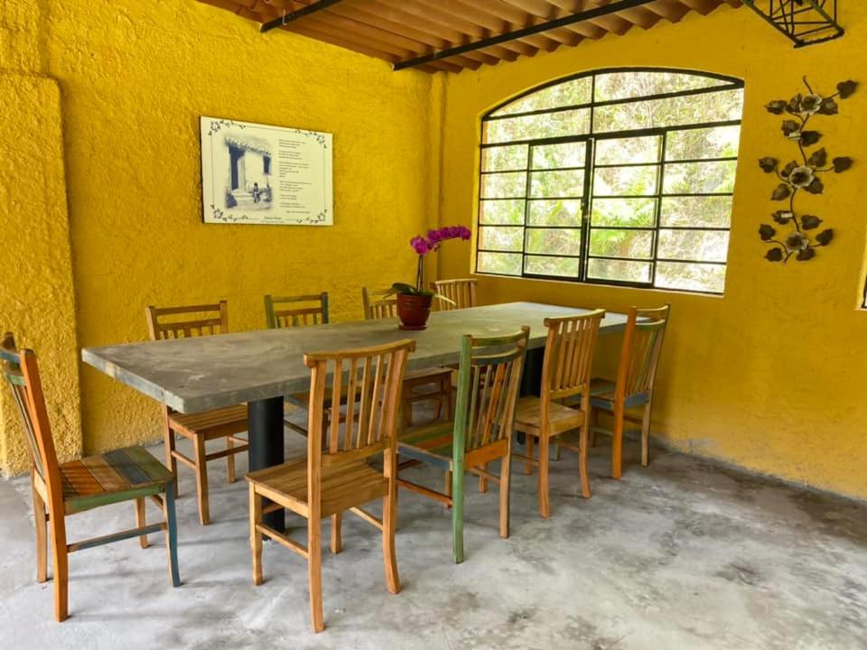 Charmosa Fazendinha Familiar (Fazenda Paraíso)