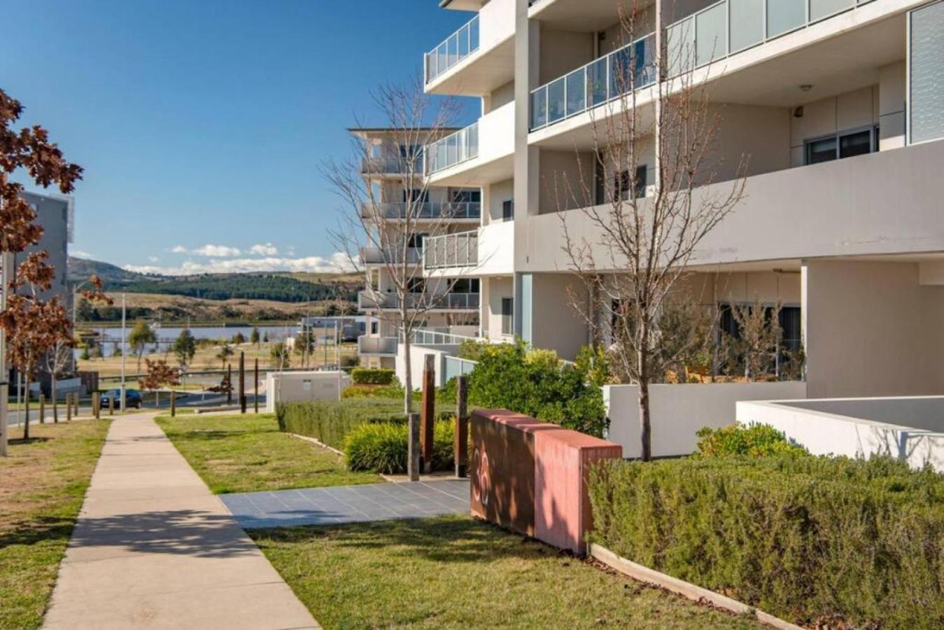 Serenity at Stromlo 2bd 1br at Wright