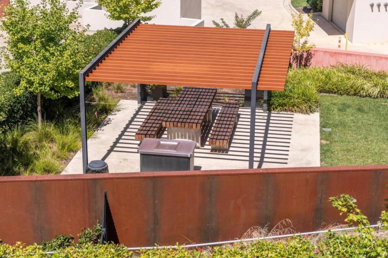 Serenity at Stromlo 2bd 1br at Wright