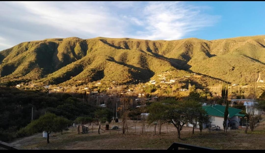Utopía - Cabaña de Montaña