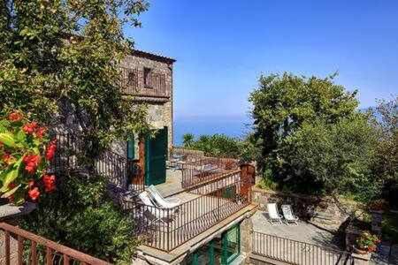 GOCCE VILLAS - Villa Vesuvio Luxury and Beauty photo 3
