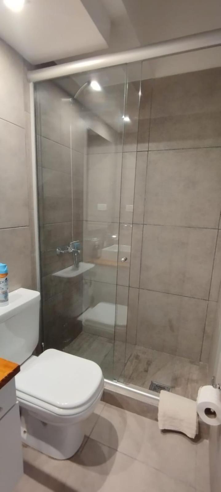 Cómoda Casita reciclada con patio/parrilla