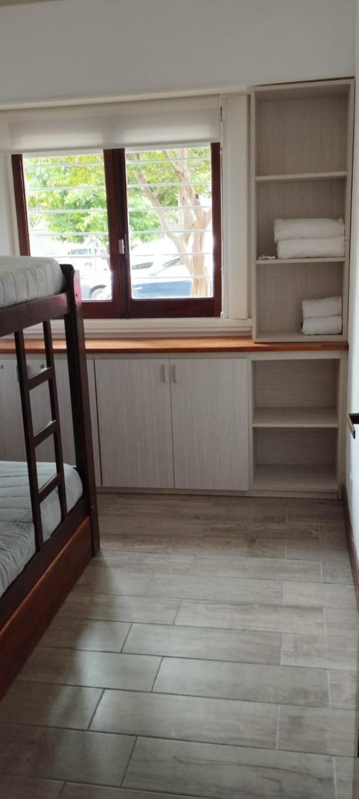 Cómoda Casita reciclada con patio/parrilla