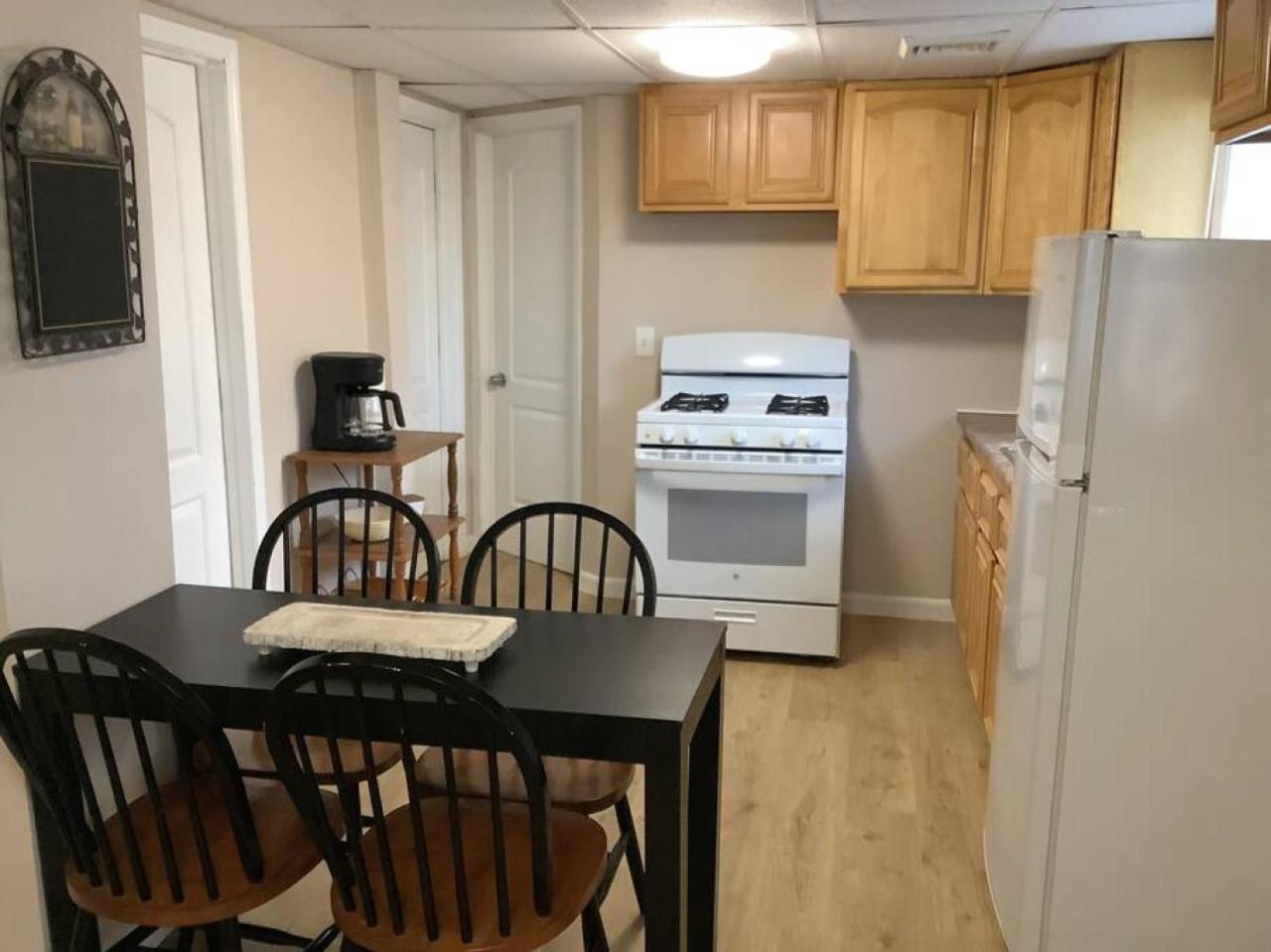 Cozy Apt near BU, Lourdes, UHS view 3